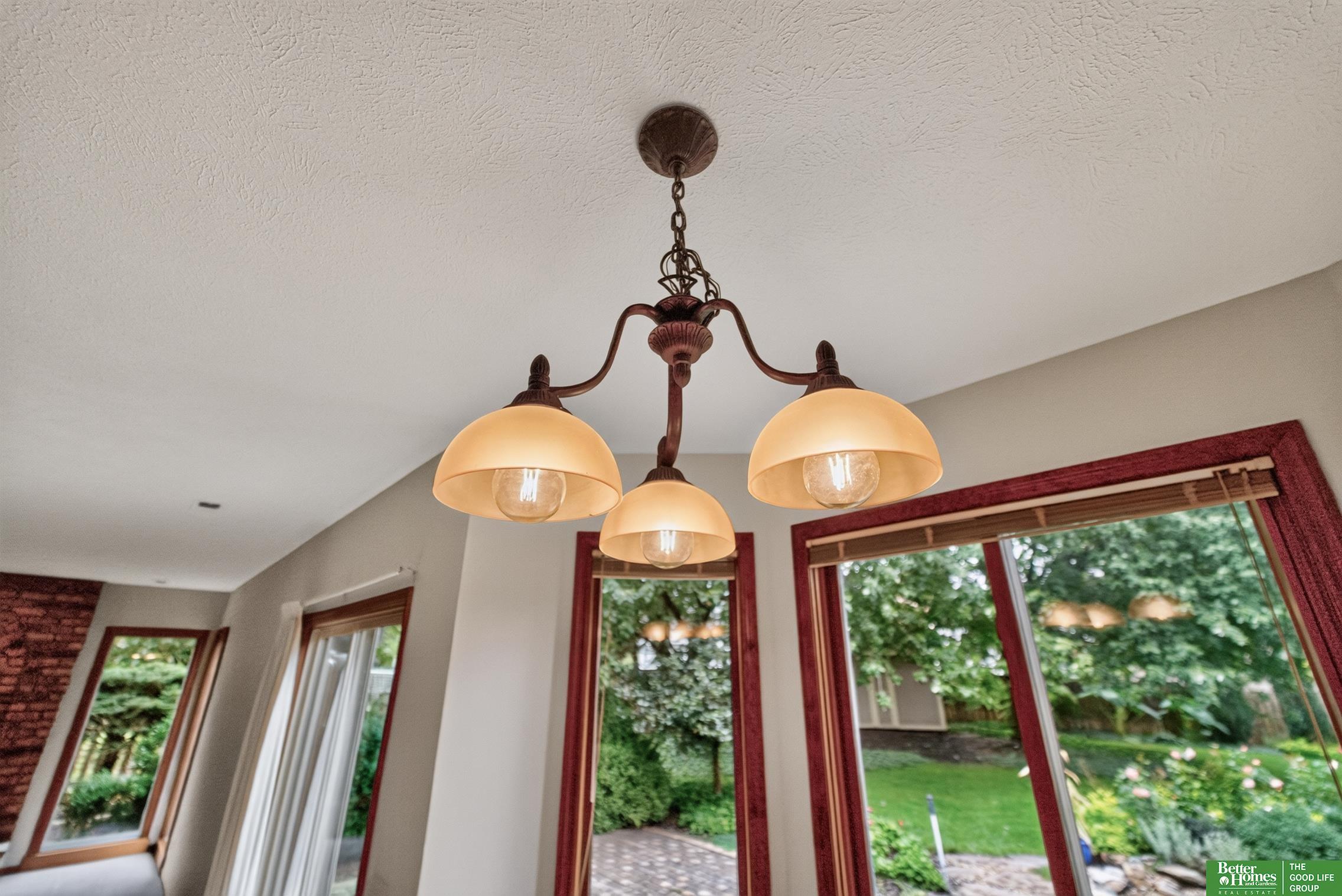 14010 Lillian Circle