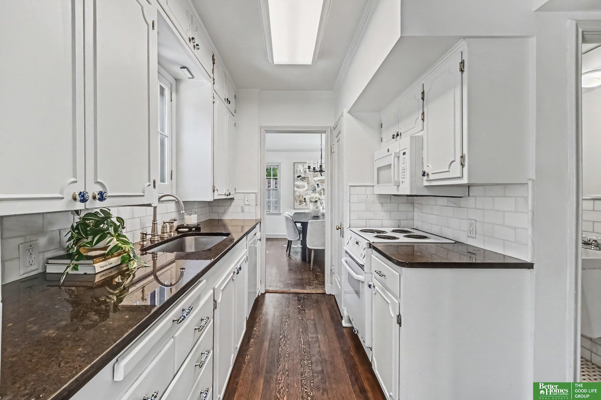 305 S 57 Street