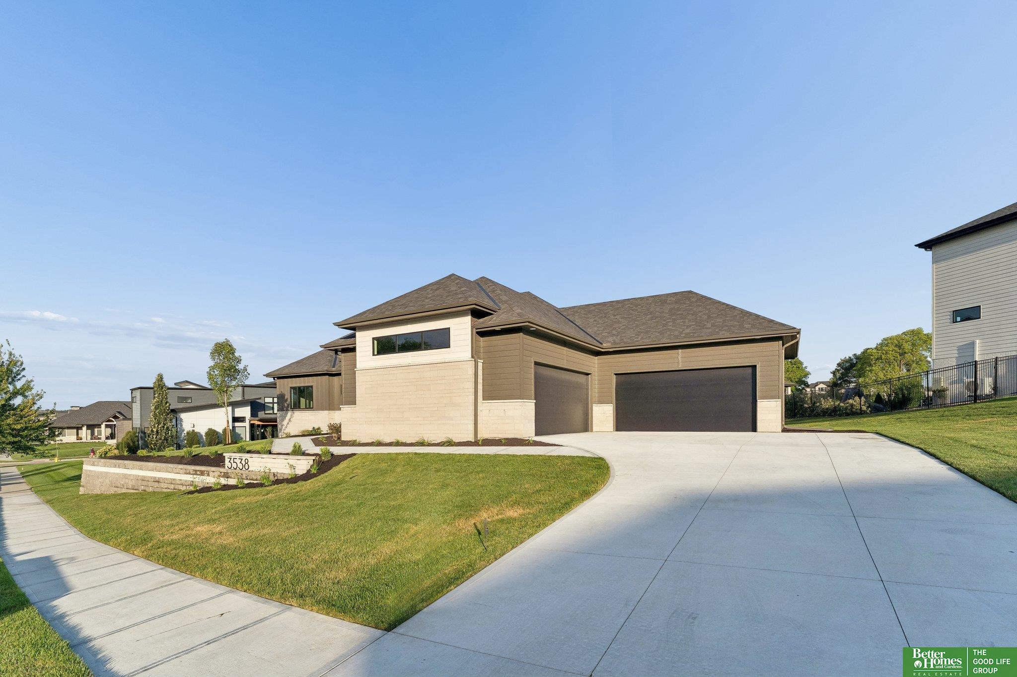 3538 S 210th Avenue