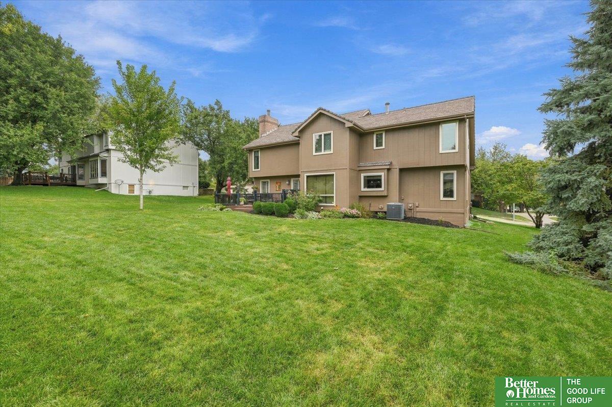 1816 N 129 Circle