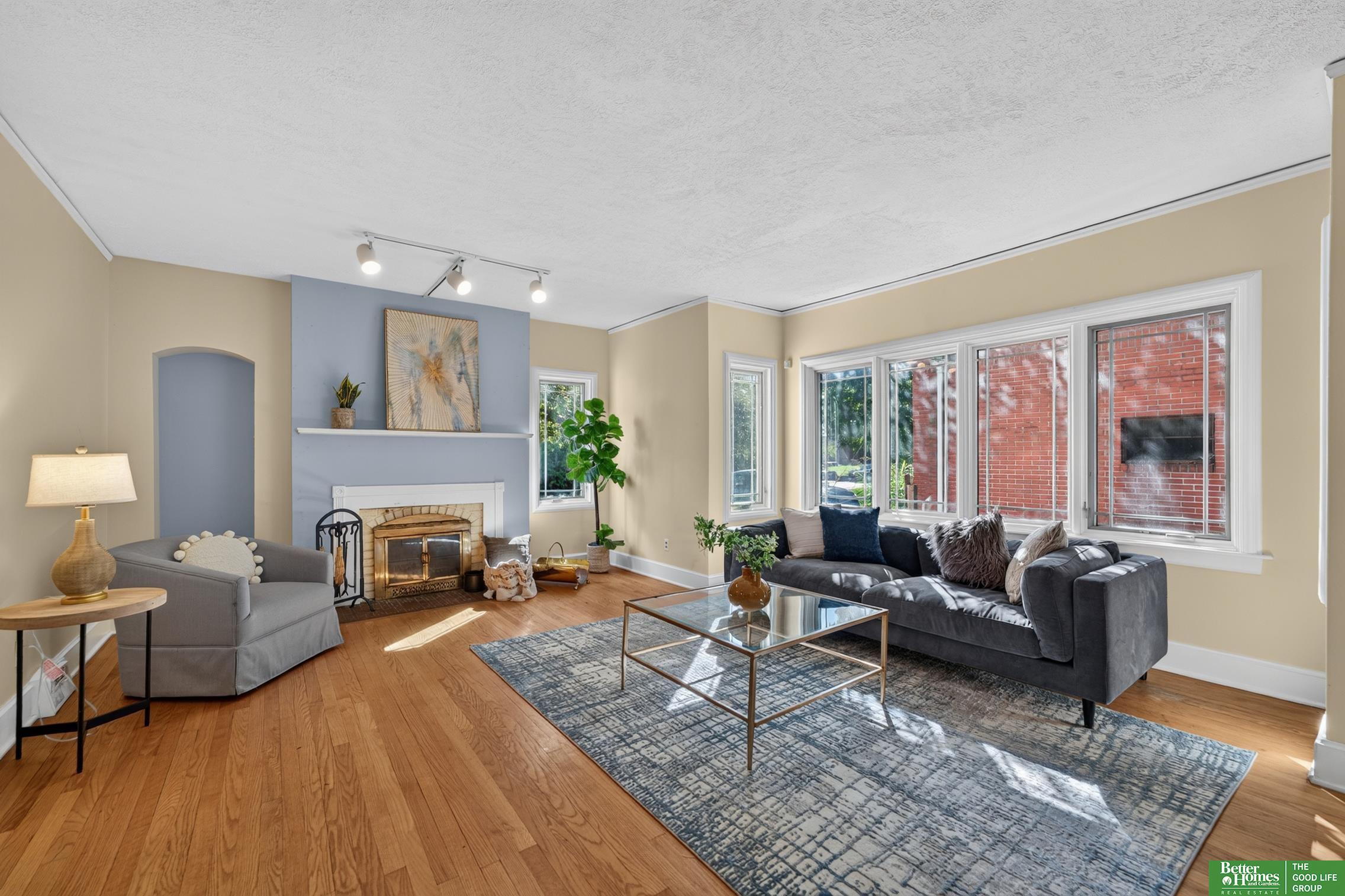 2012 N 52nd Street