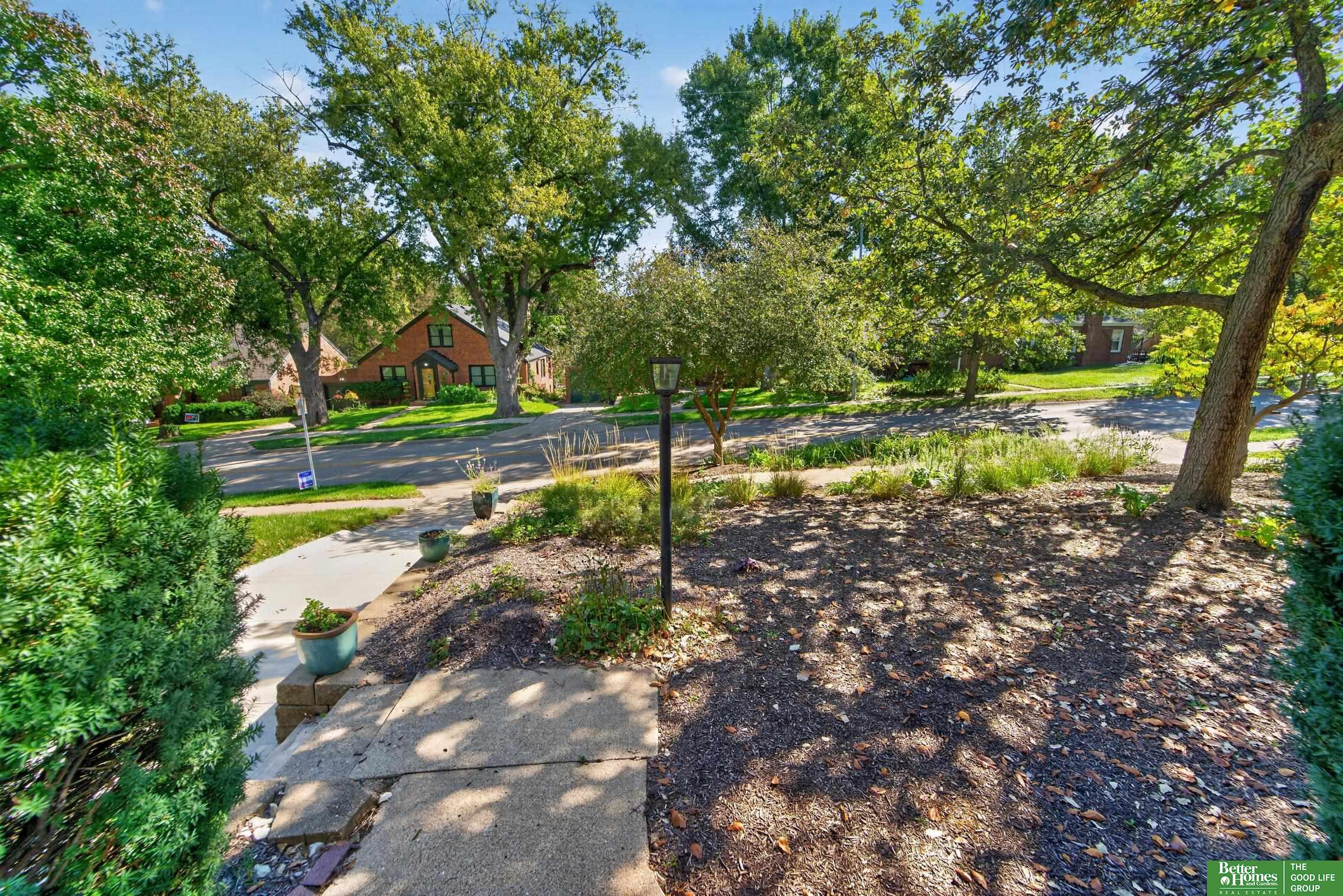 2012 N 52nd Street