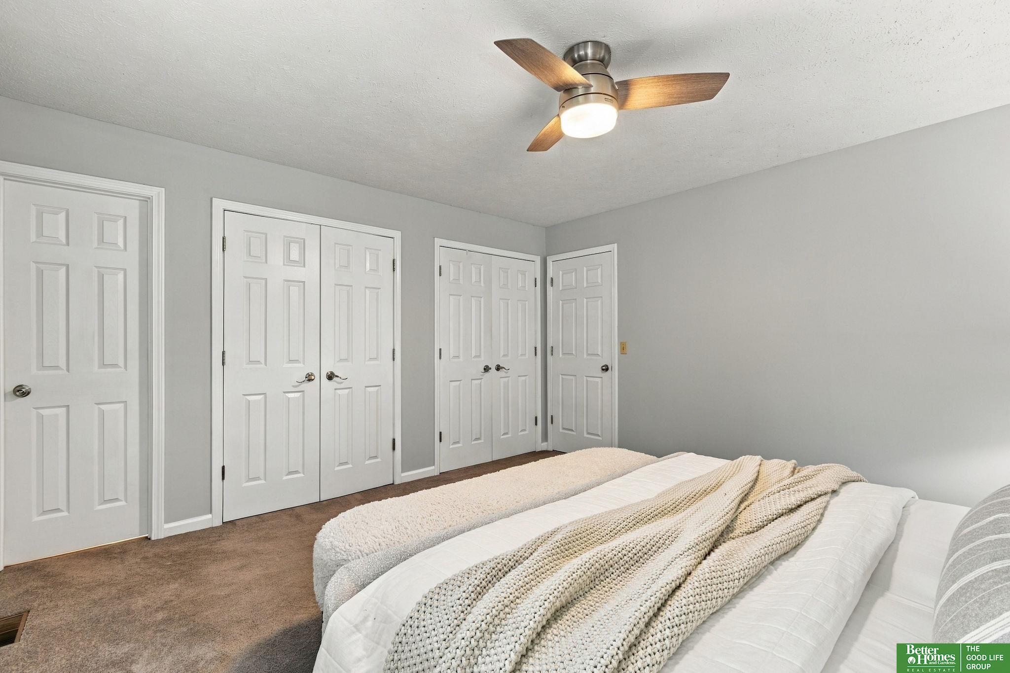 910 Wolf Lane