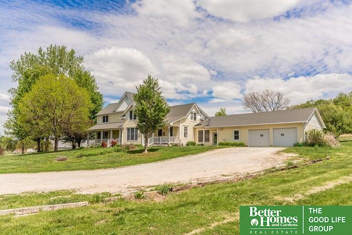 2048 Horse Creek Road