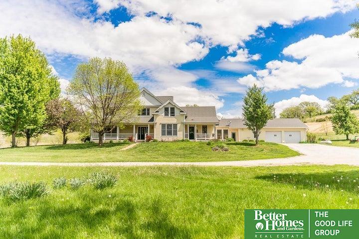 2048 Horse Creek Road