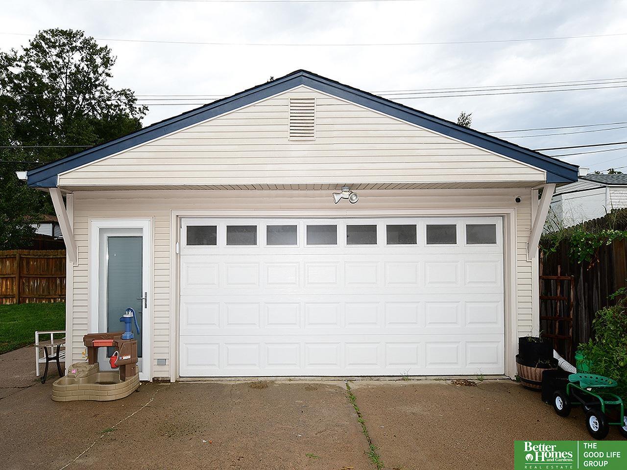 2206 Lillian Street