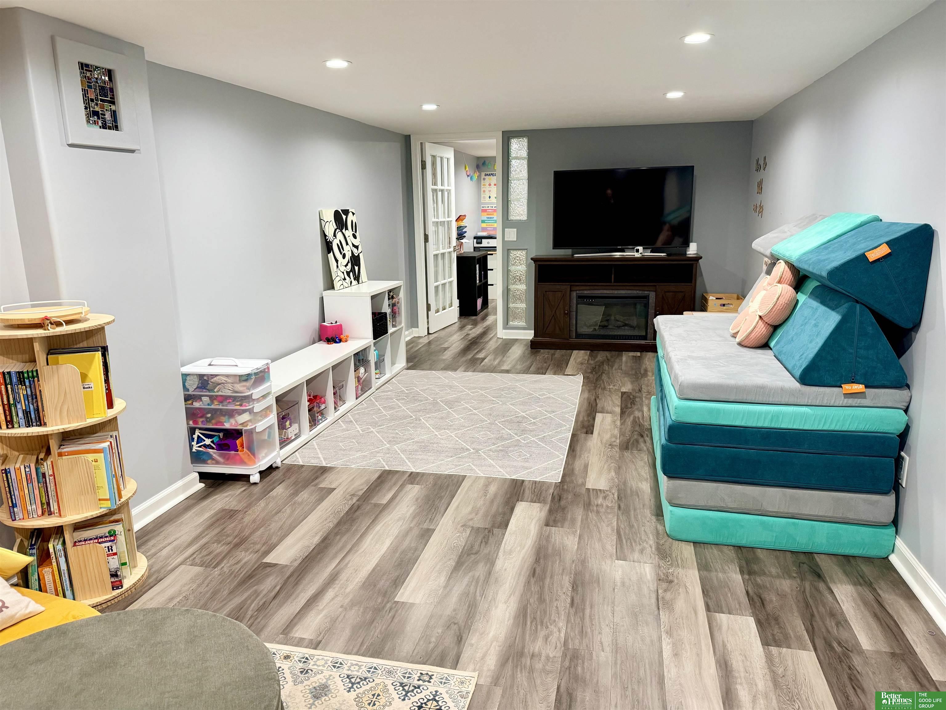 2206 Lillian Street