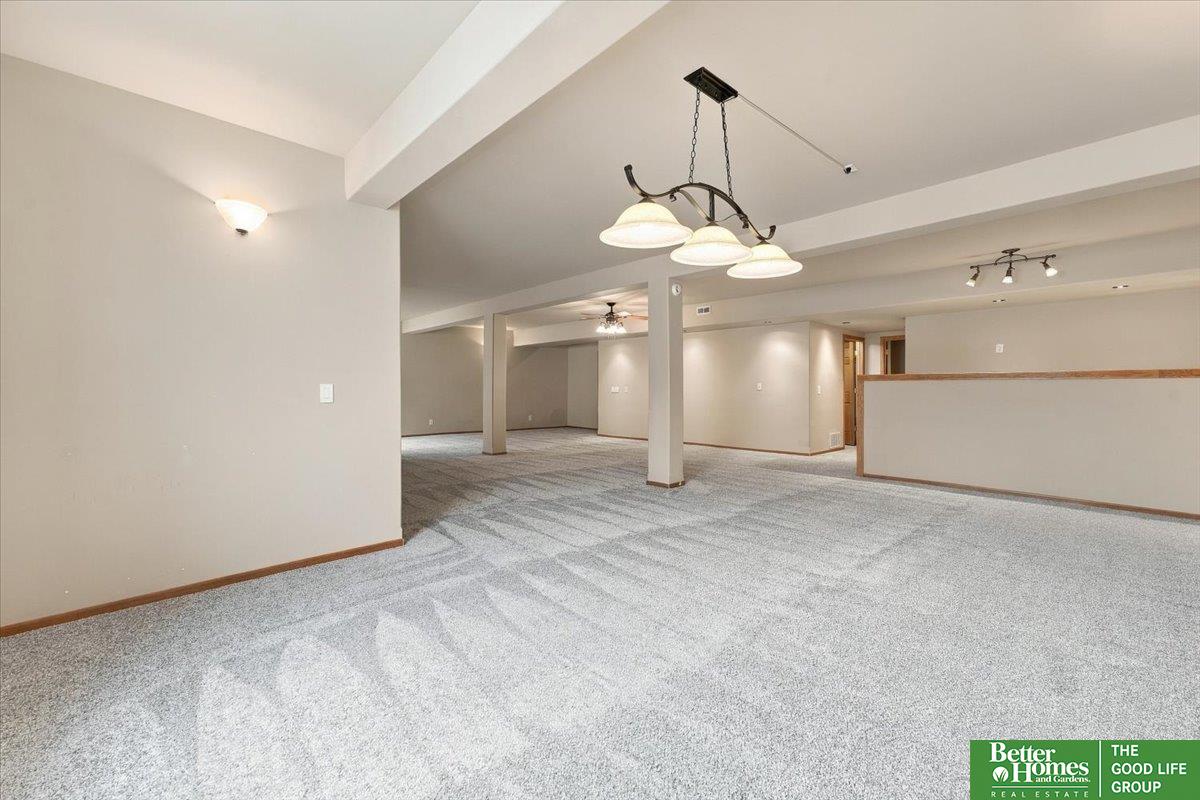 2207 Aberdeen Drive