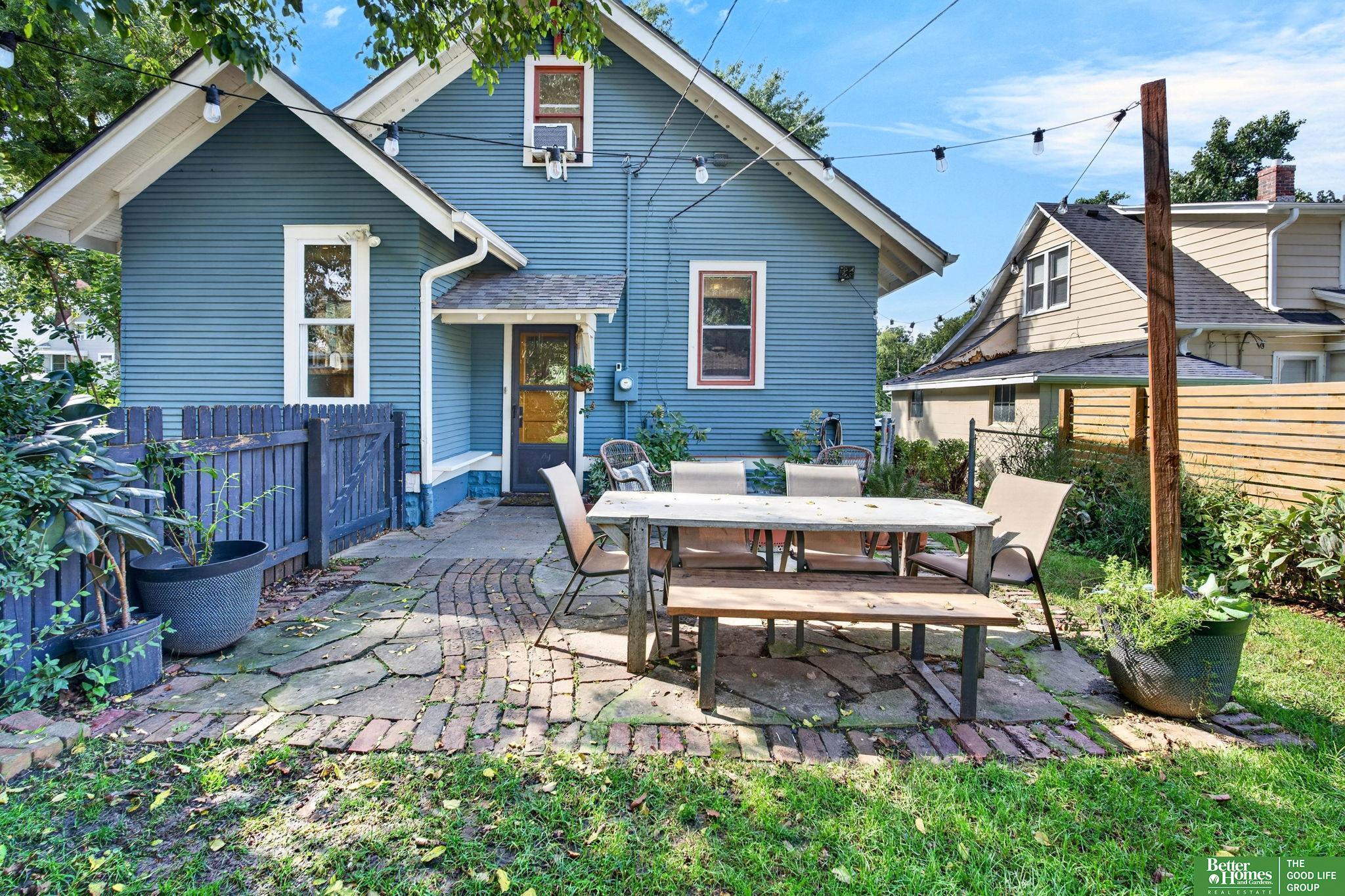 2703 N 63 Street