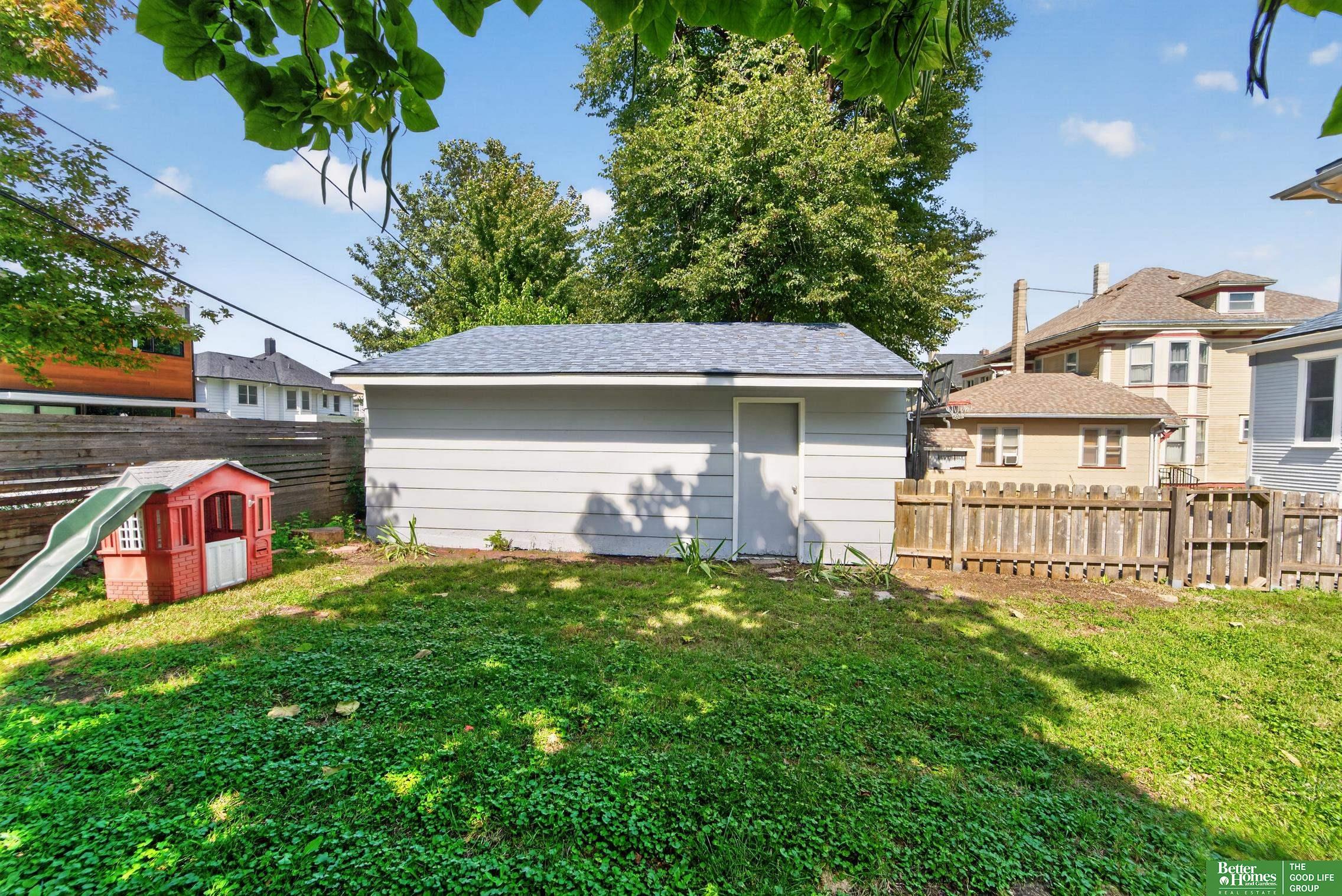 1224 S 10 Street