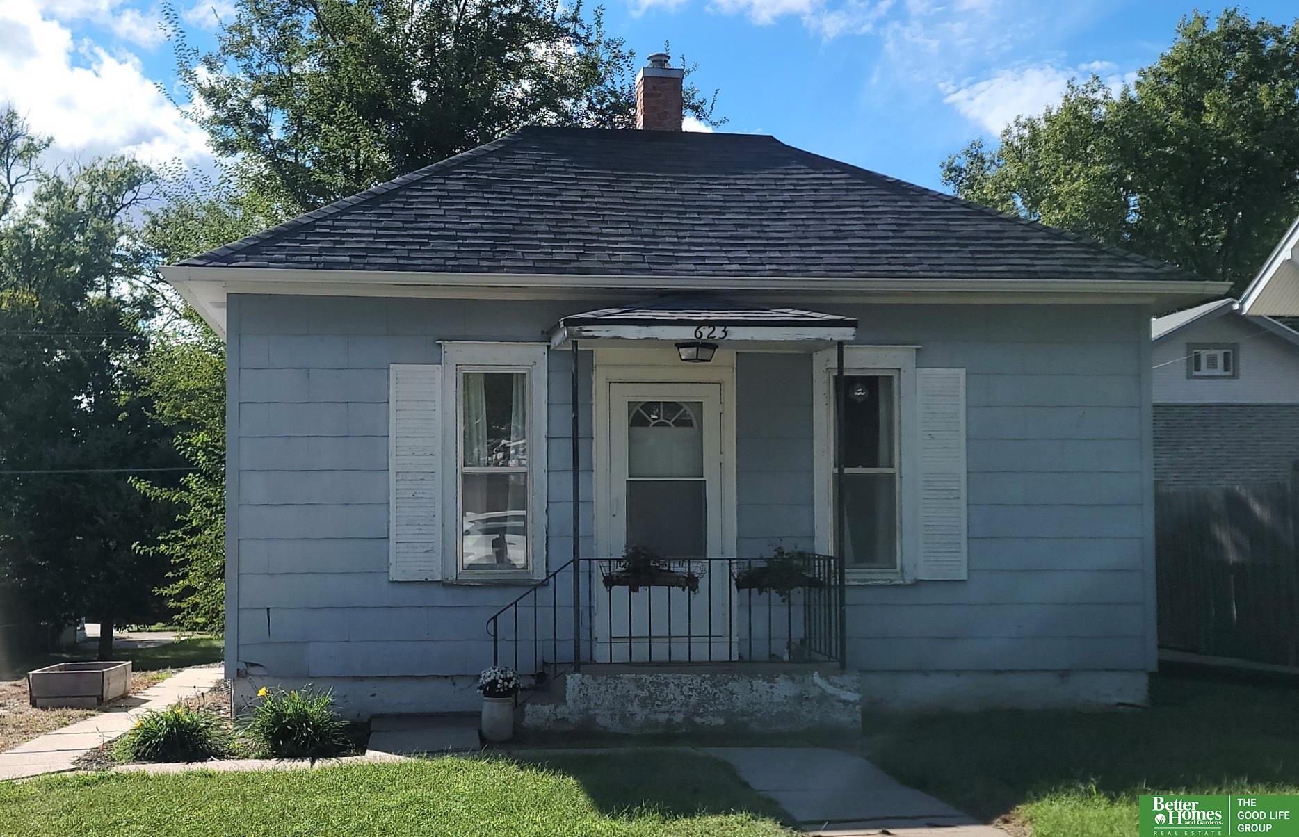 623 N East Avenue