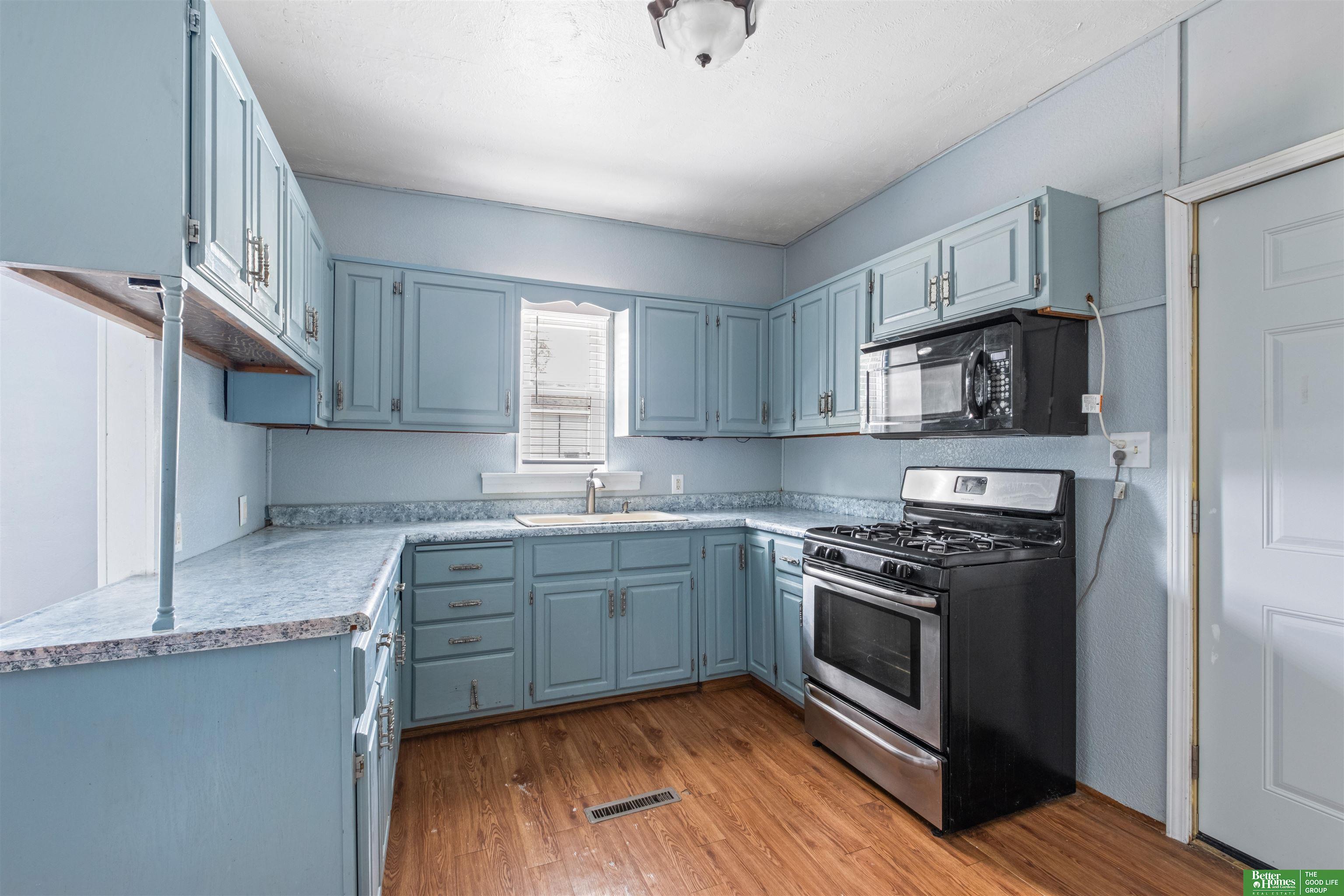 412 2nd Street