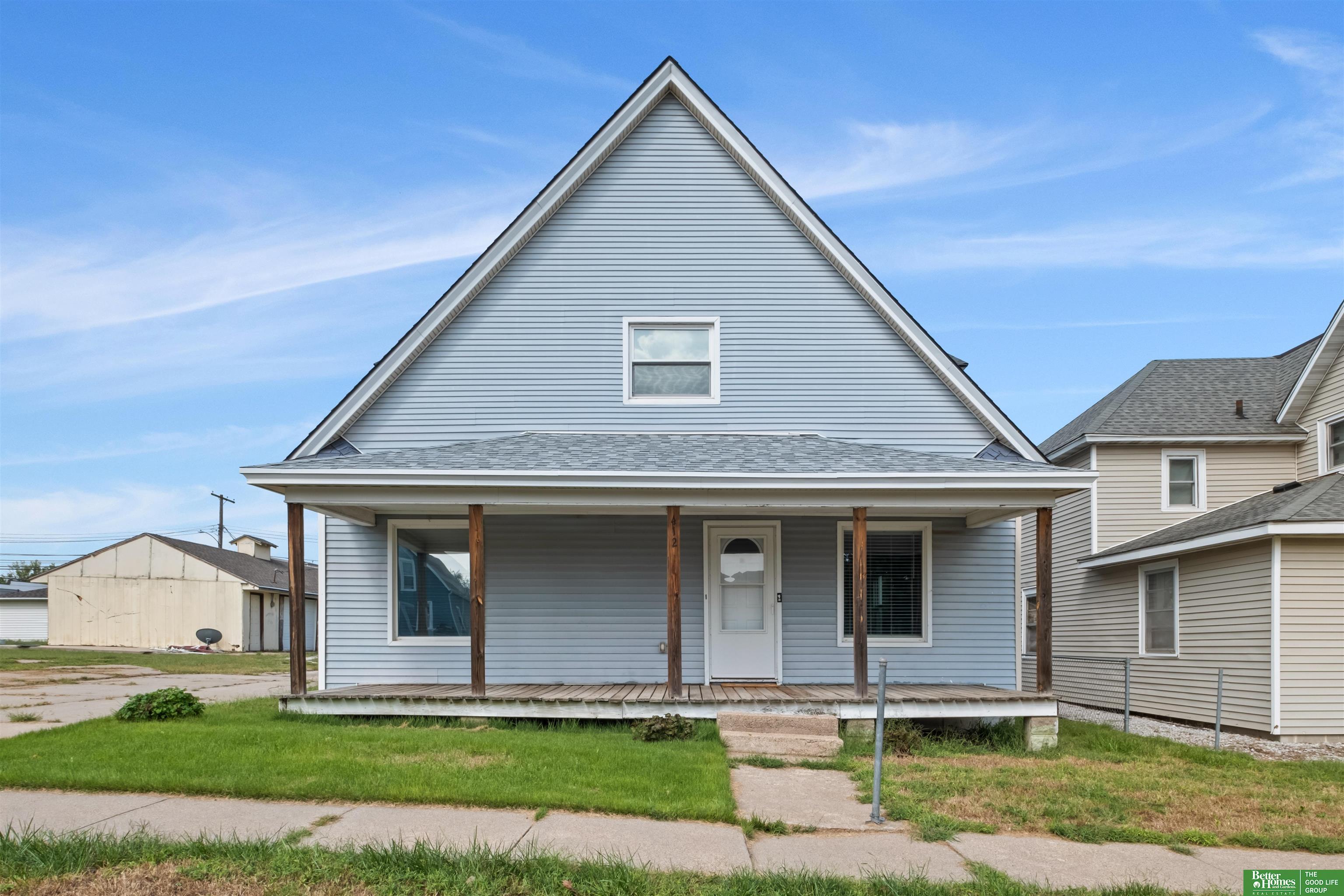 412 2nd Street
