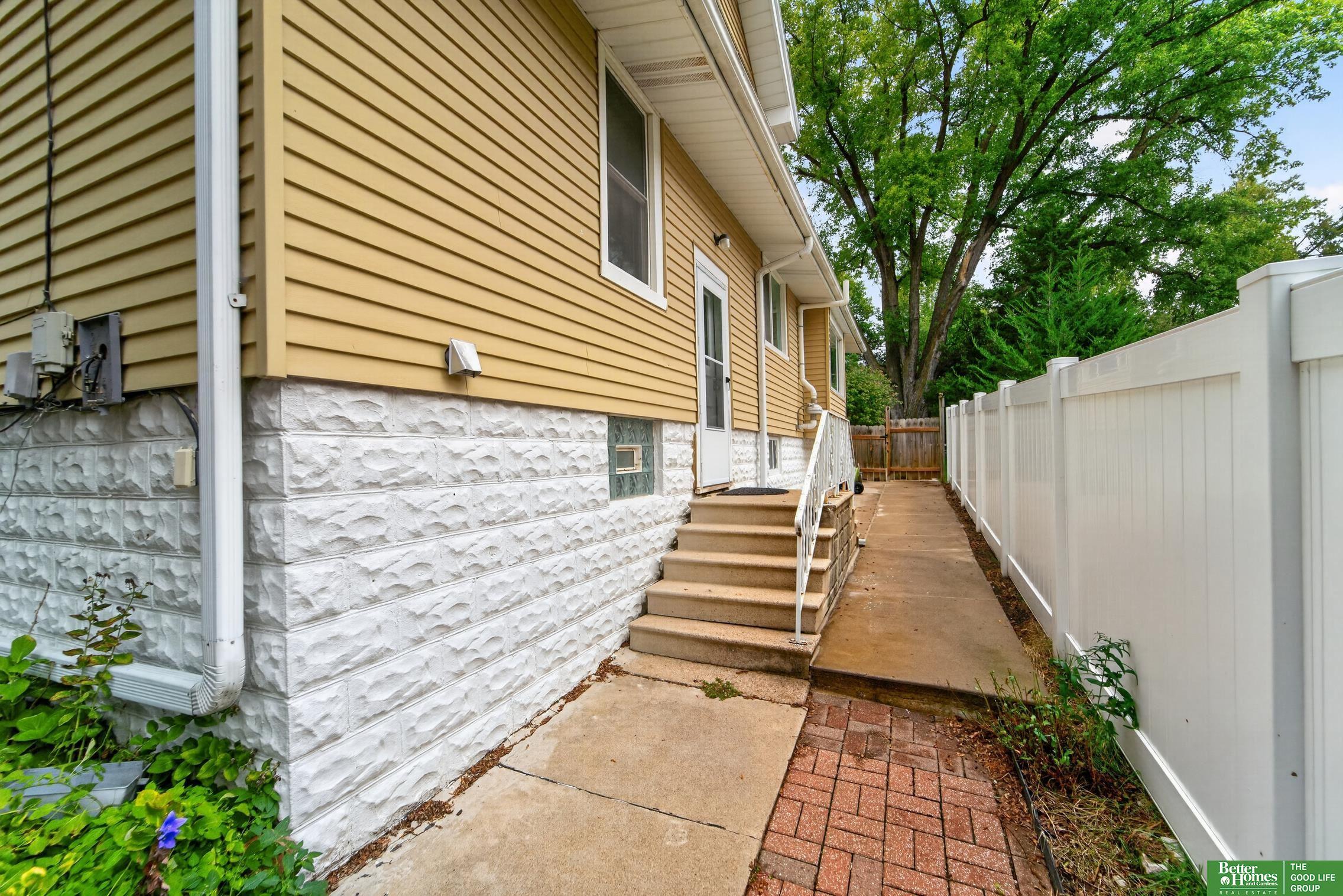 2010 N 56 Street