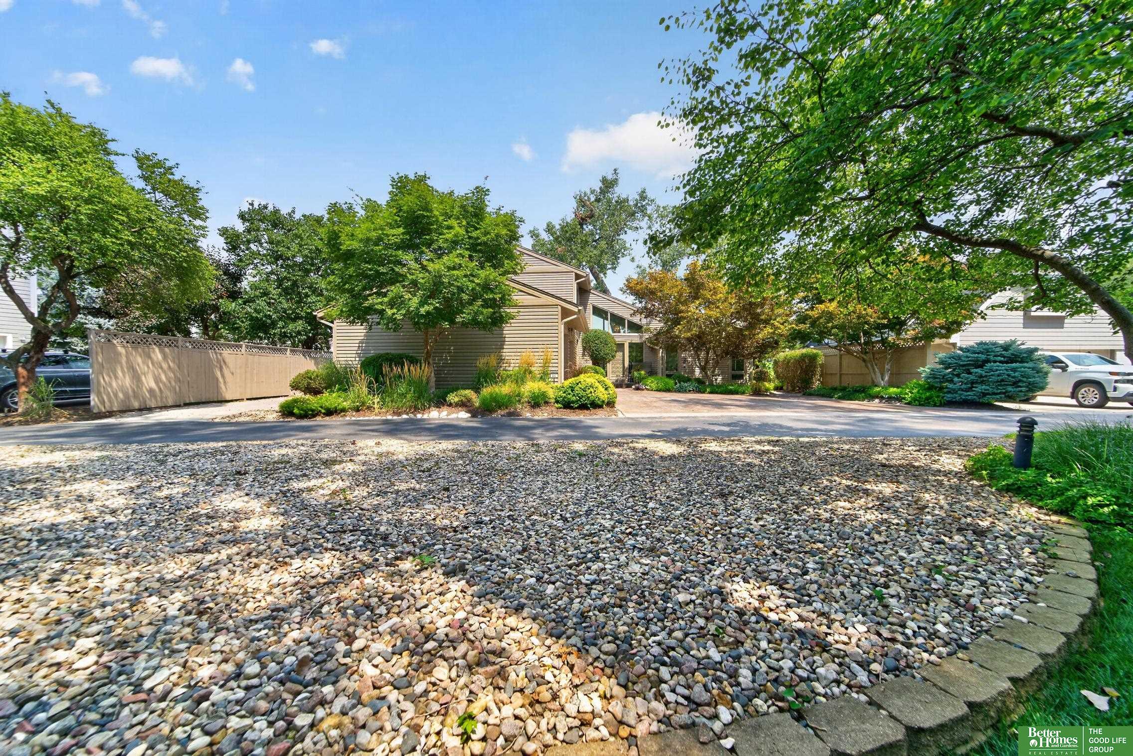 64 Ginger Woods Road
