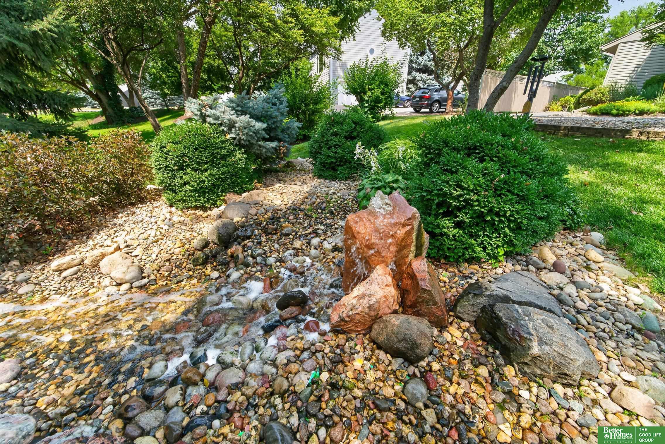 64 Ginger Woods Road