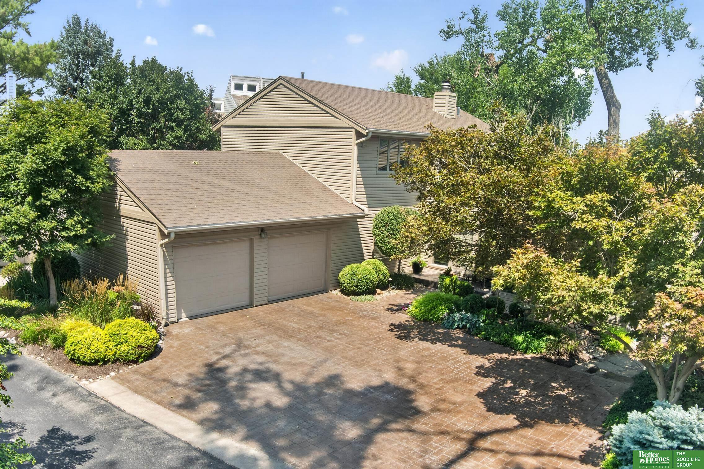 64 Ginger Woods Road