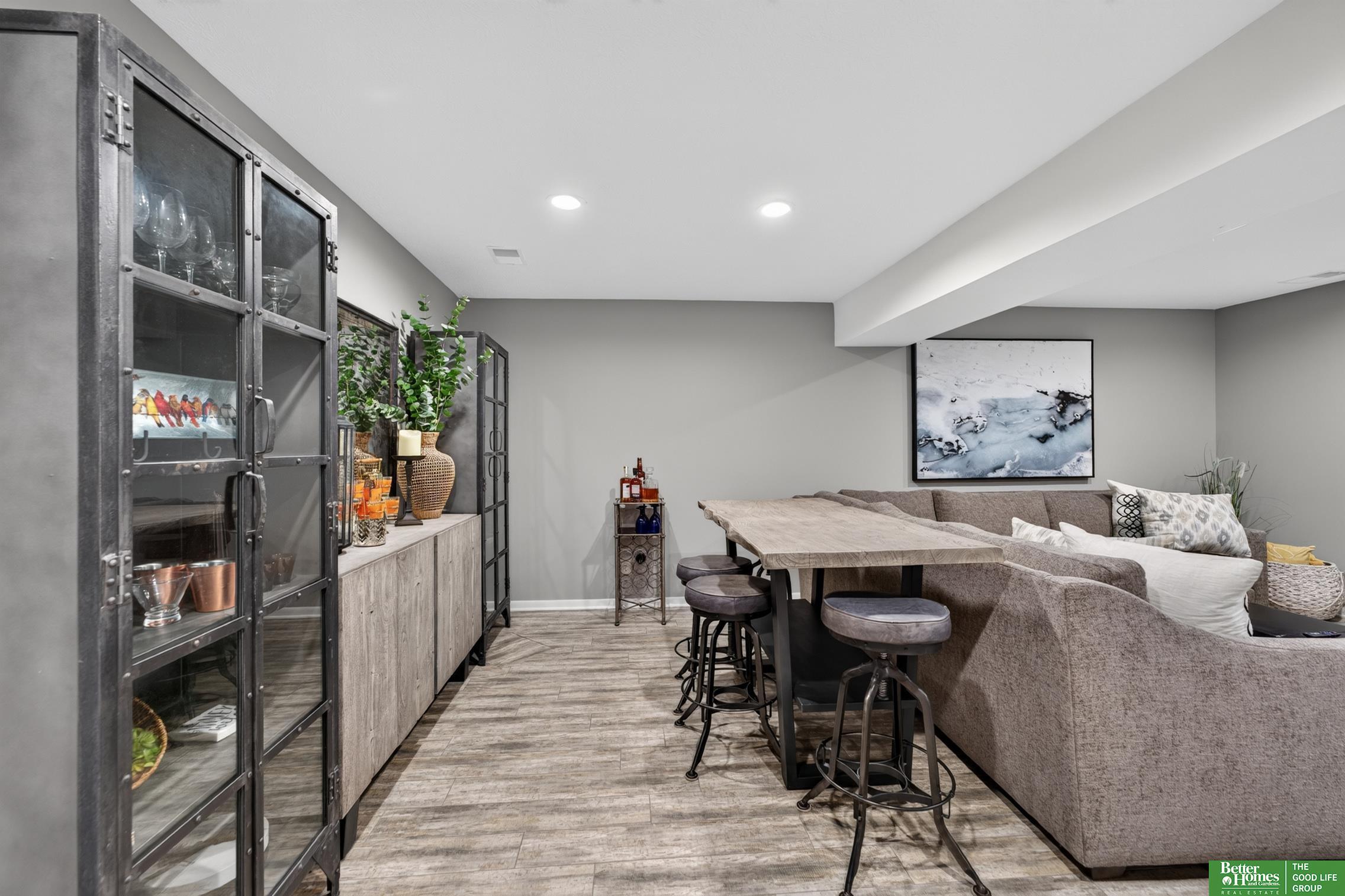 64 Ginger Woods Road