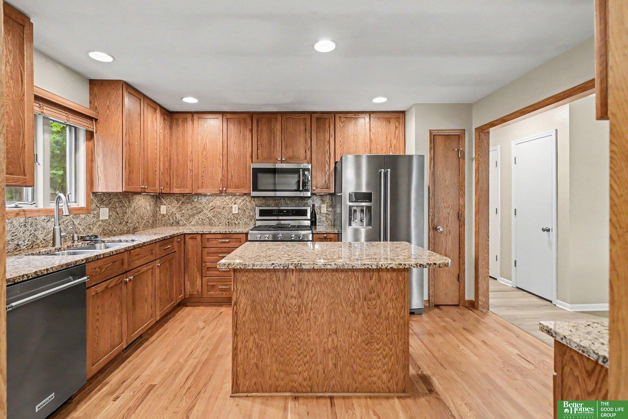 7830 Raven Oaks Drive