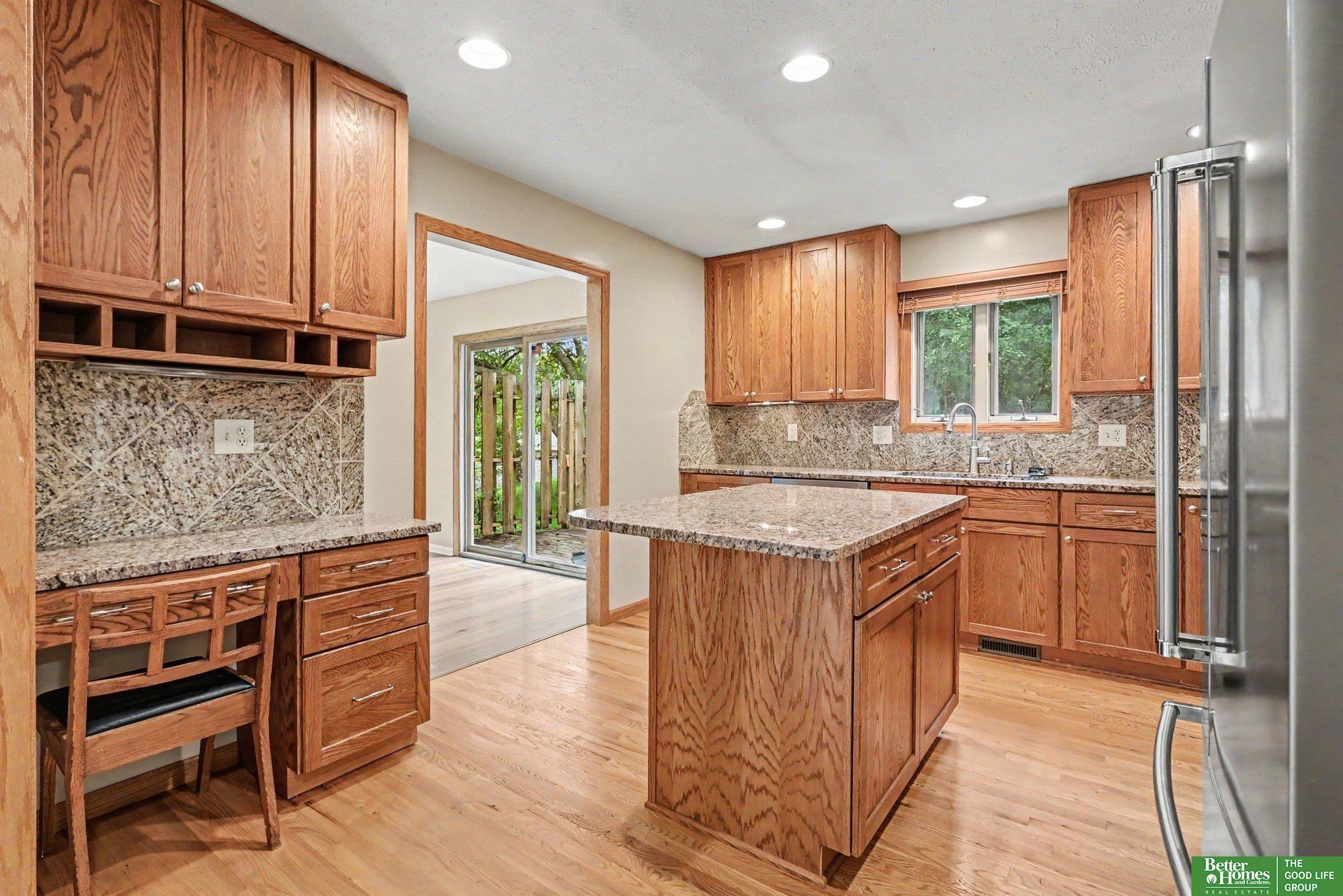 7830 Raven Oaks Drive