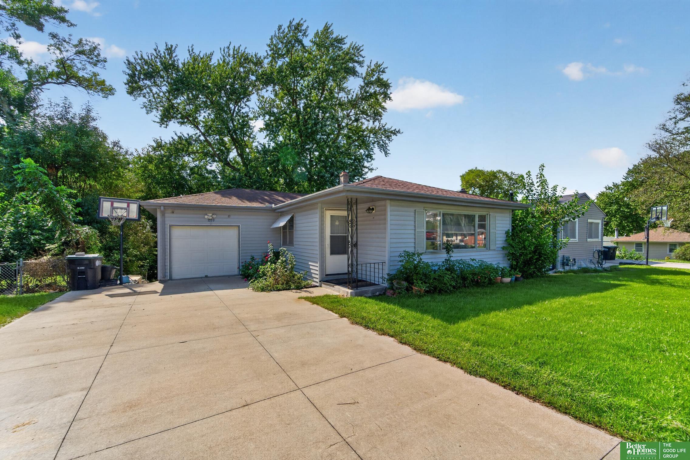 7559 Richmond Drive