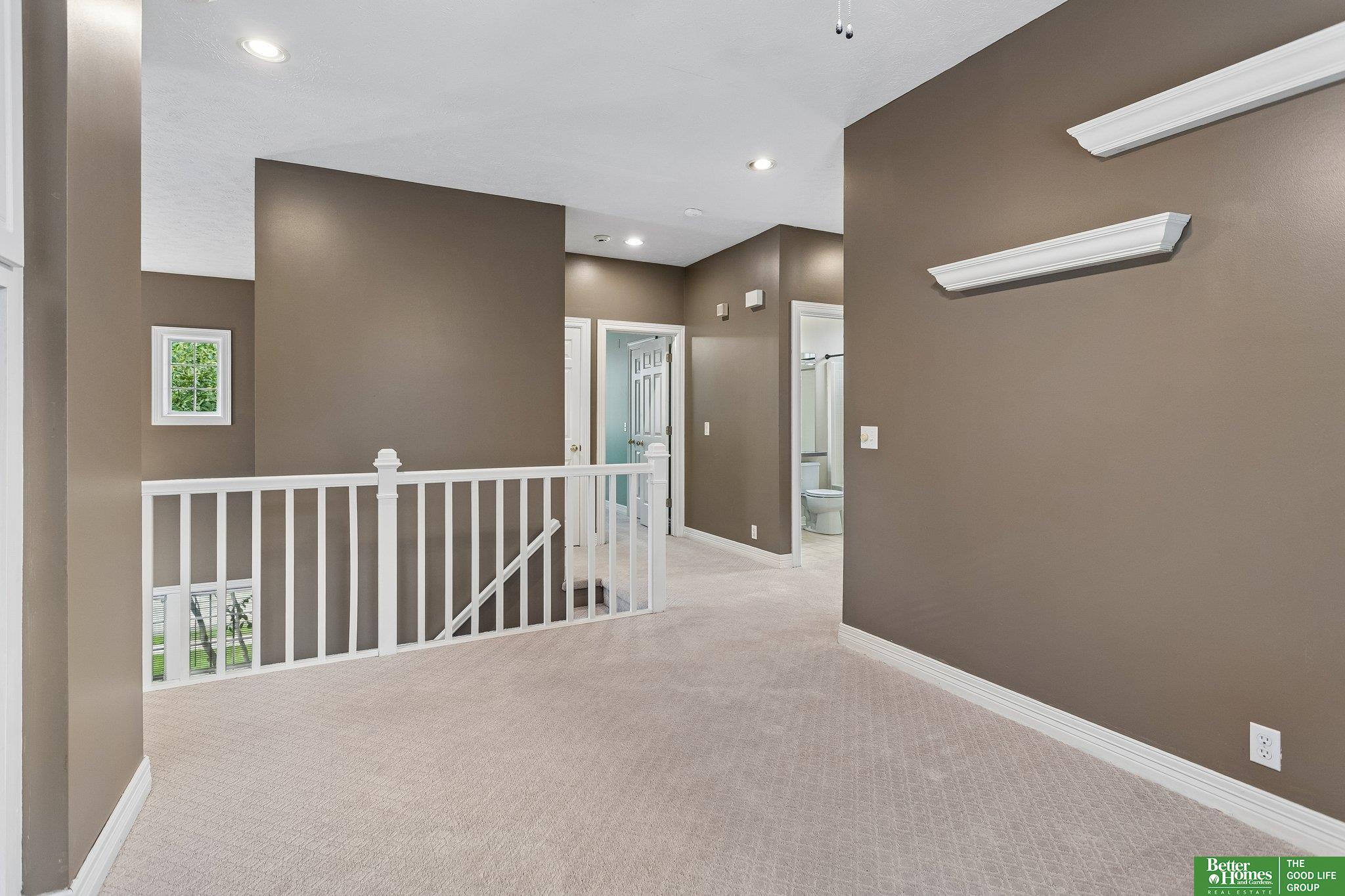 1821 S 171 Court