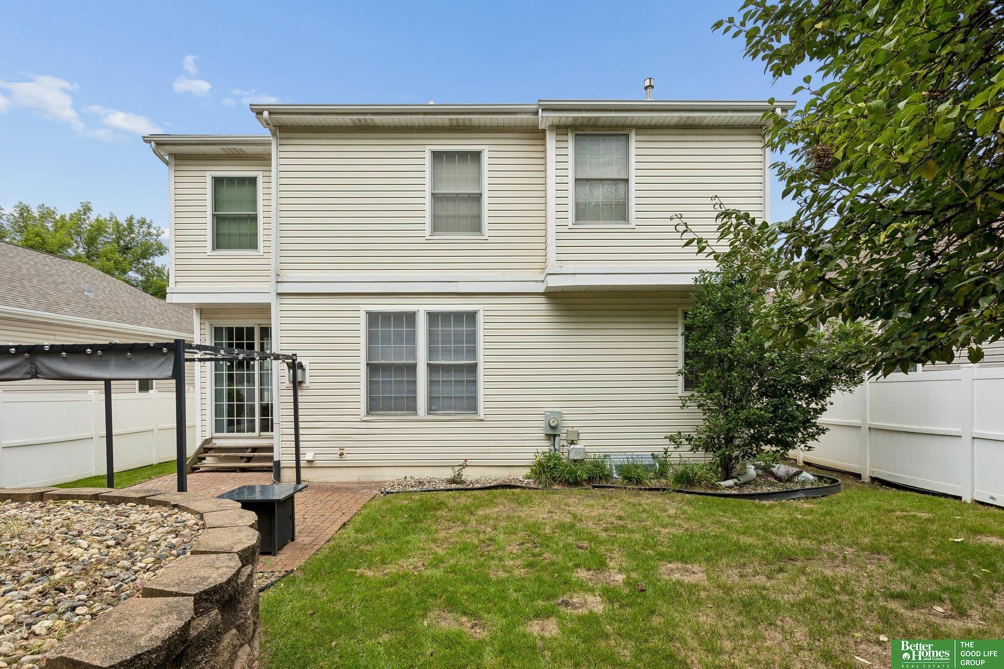 1821 S 171 Court