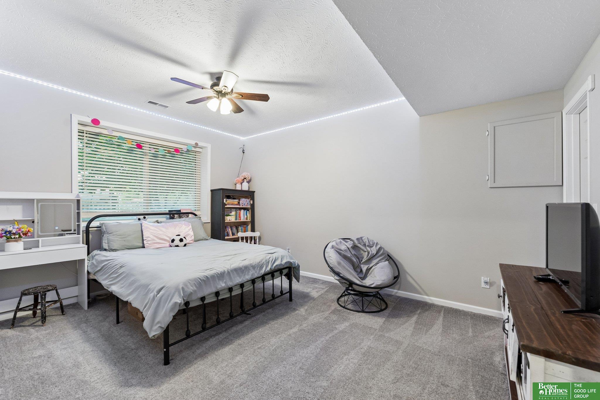 11655 Willow Park Drive
