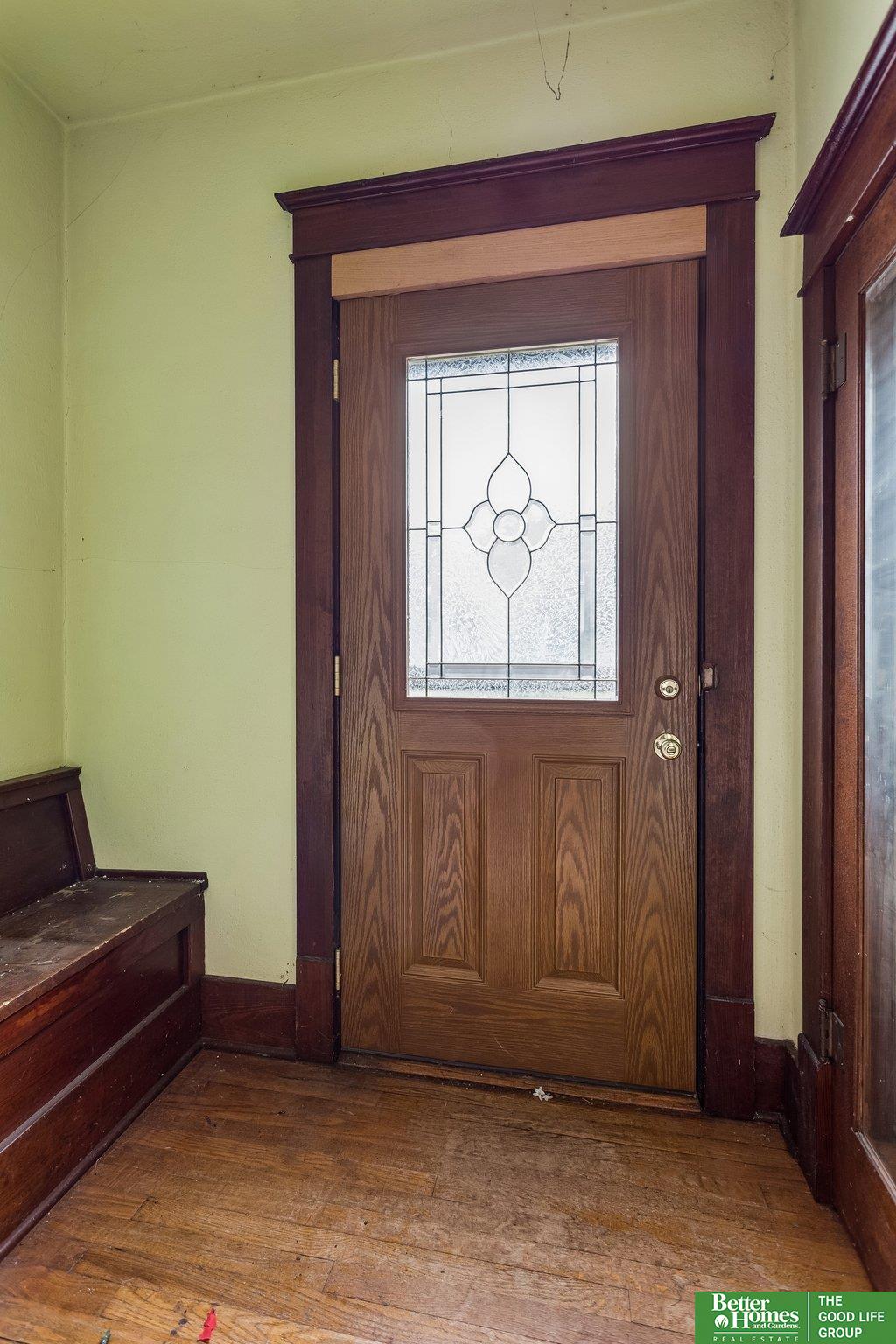 109 S Davis Avenue