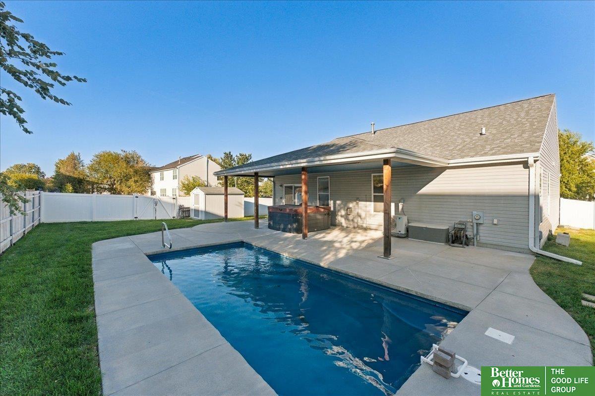 2404 S Mineral Drive