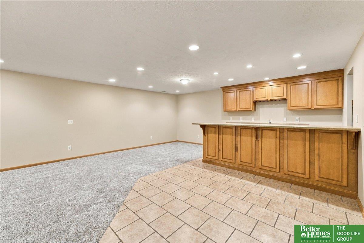 2404 S Mineral Drive