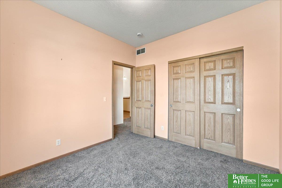 2404 S Mineral Drive