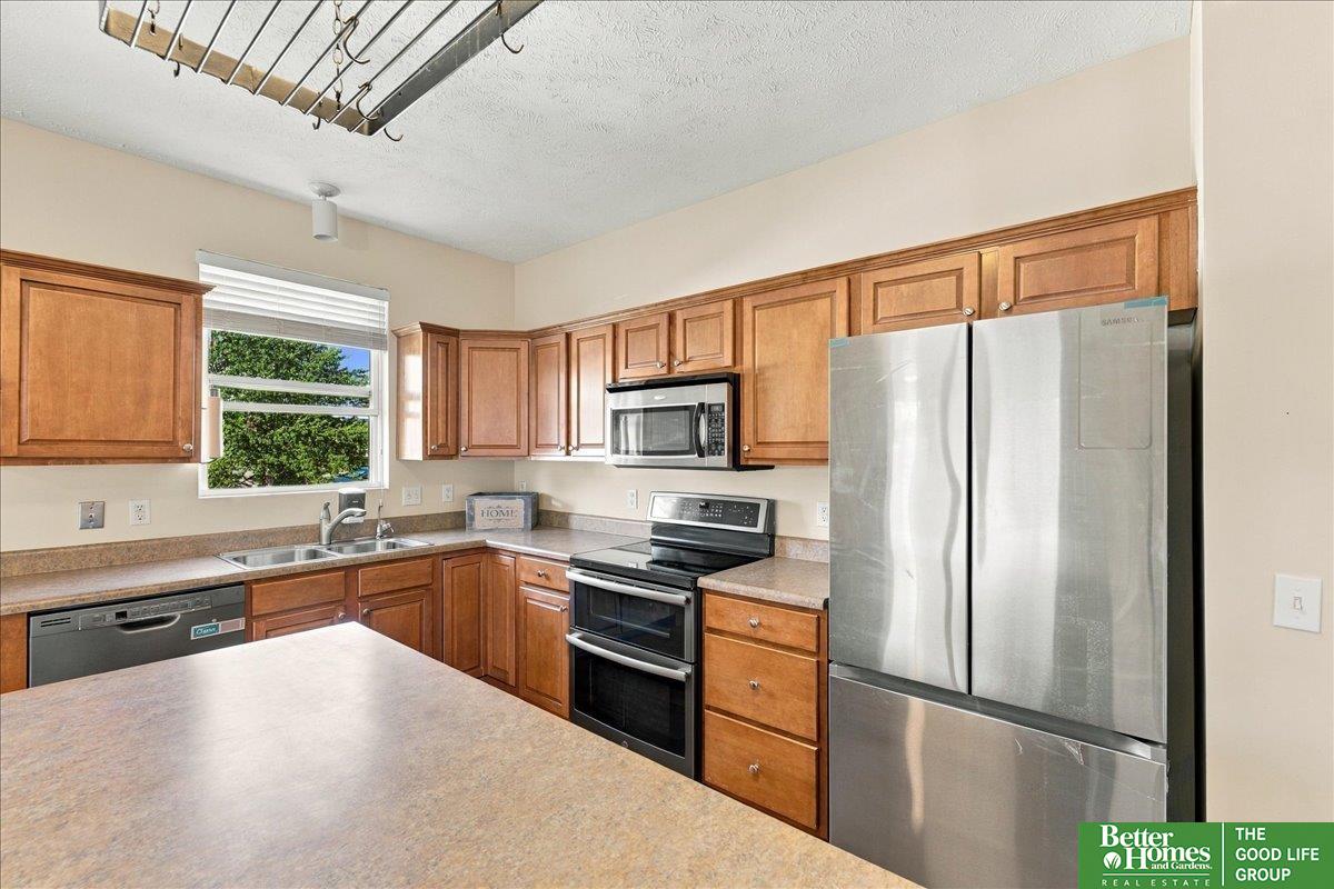 2404 S Mineral Drive