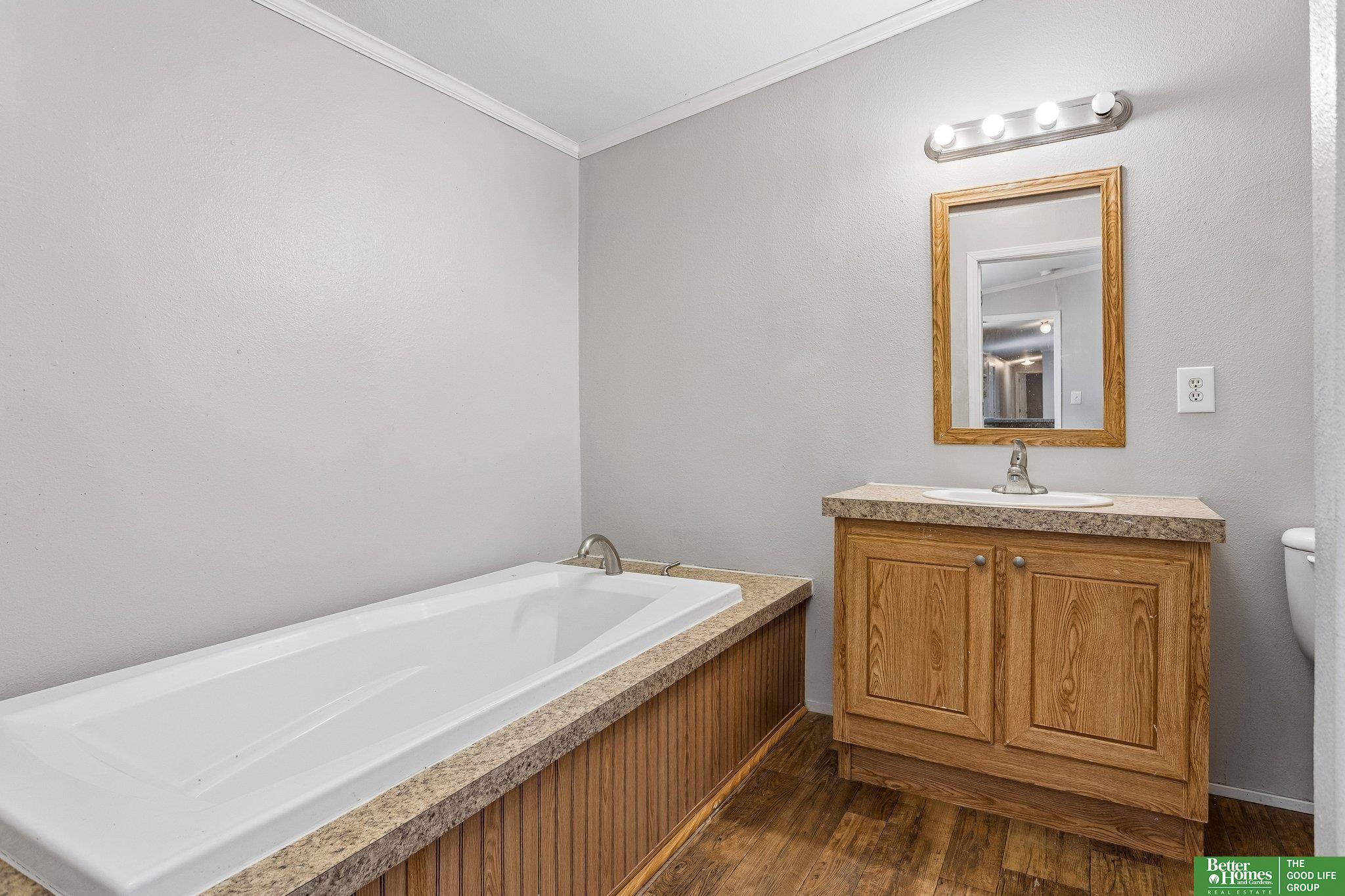 1075 W 8th Street # 9