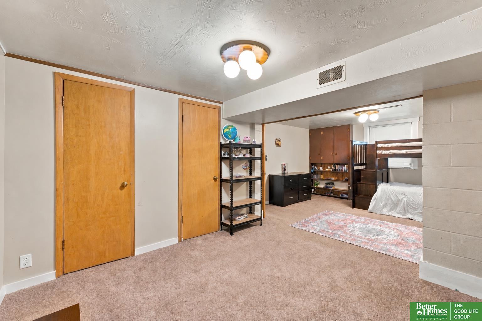 332 S 50th Street