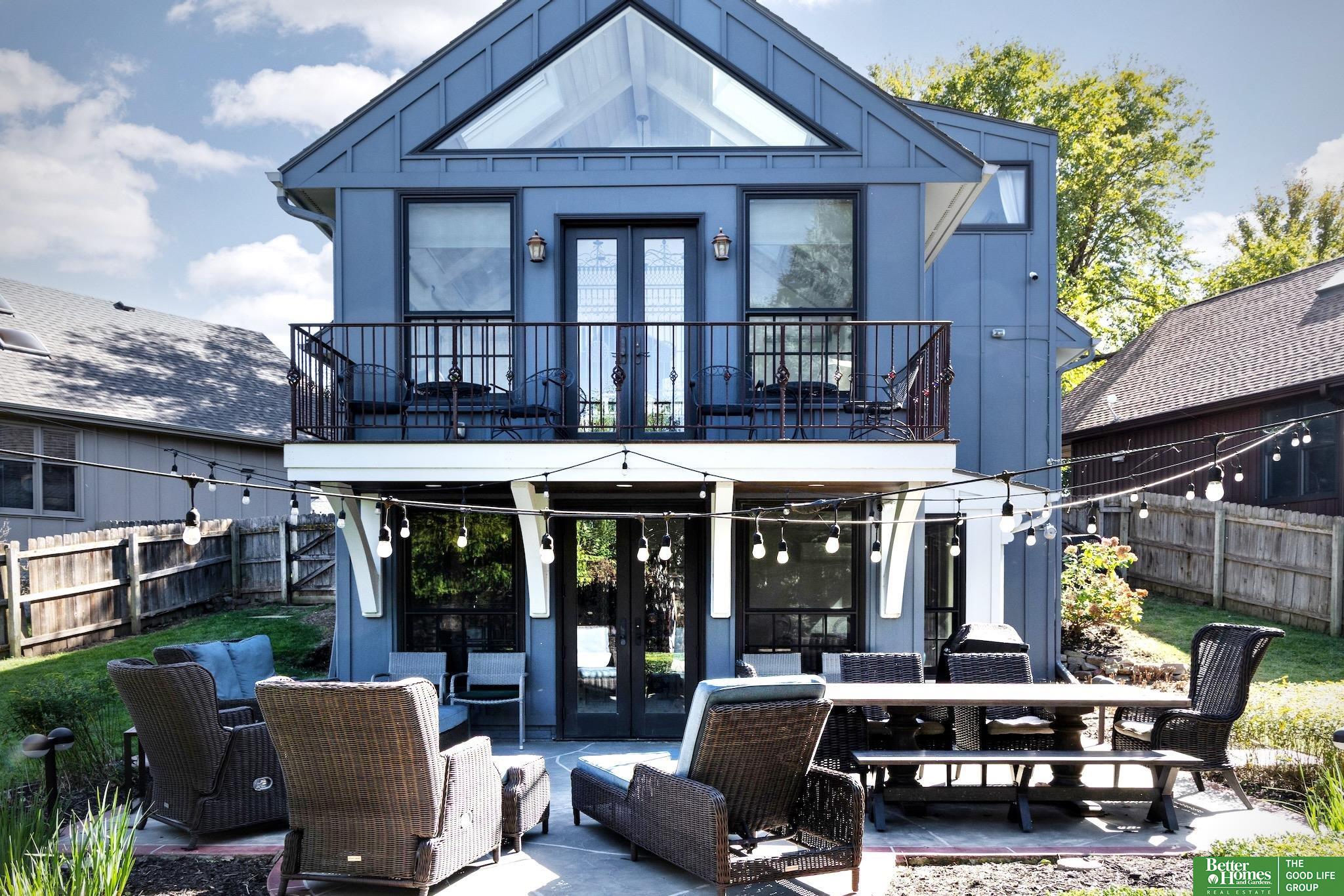 1106 S 15th Circle