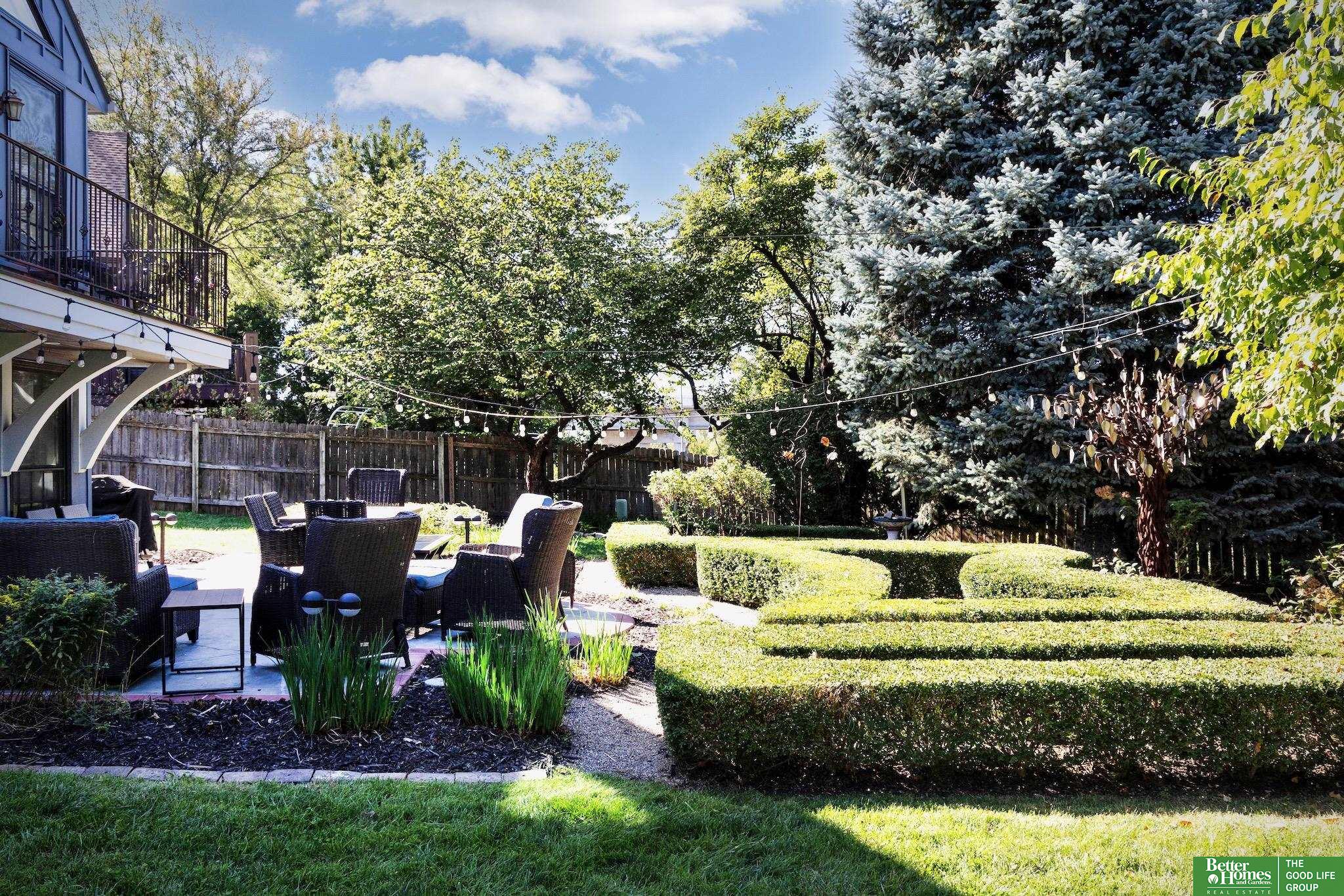 1106 S 15th Circle