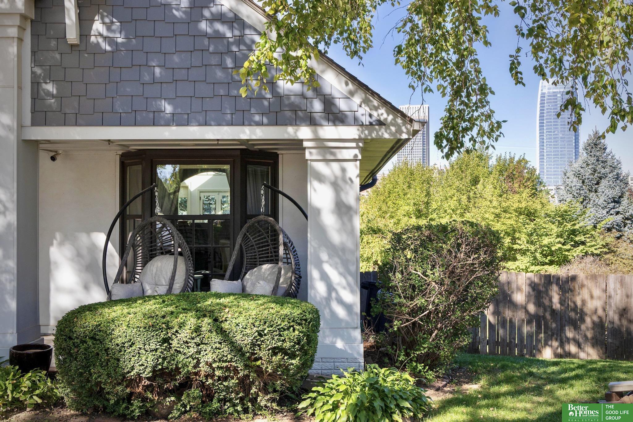 1106 S 15th Circle