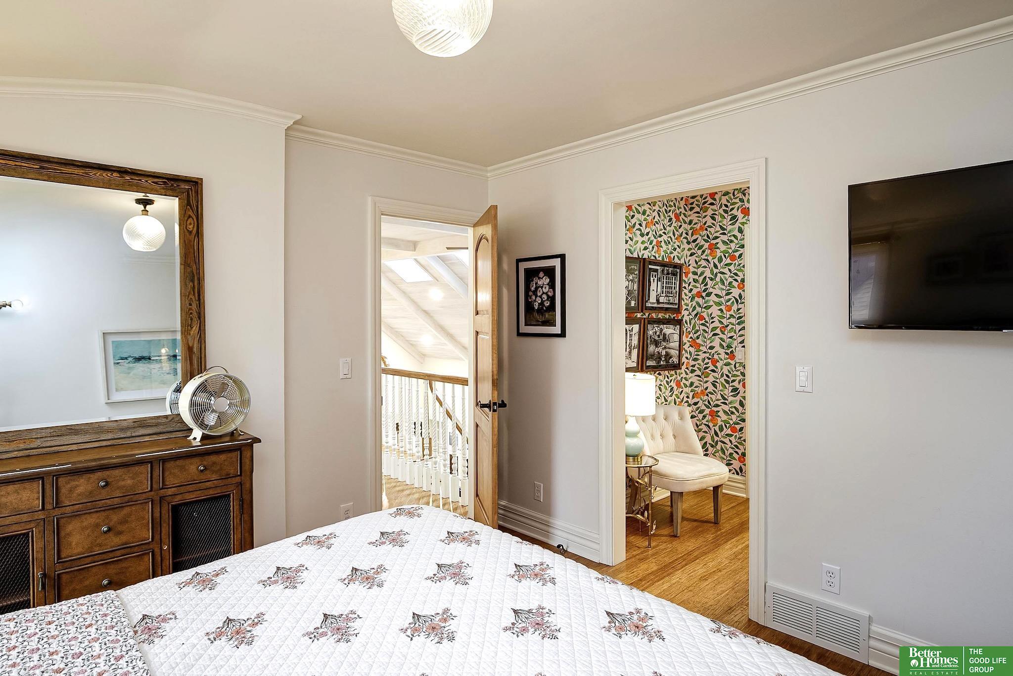 1106 S 15th Circle