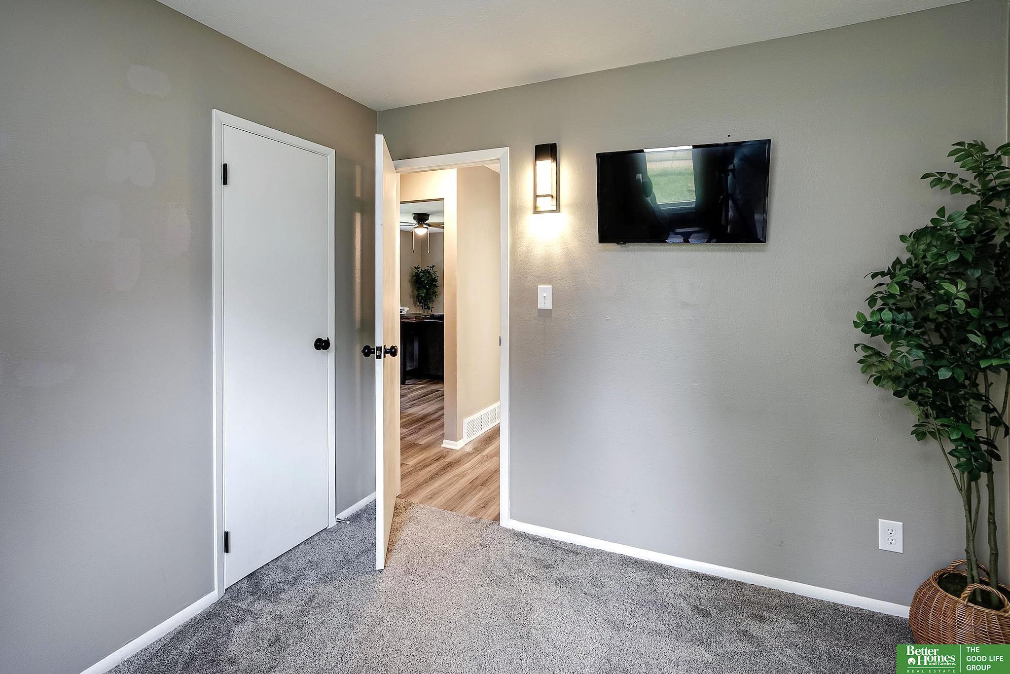 7015 Josephine Street