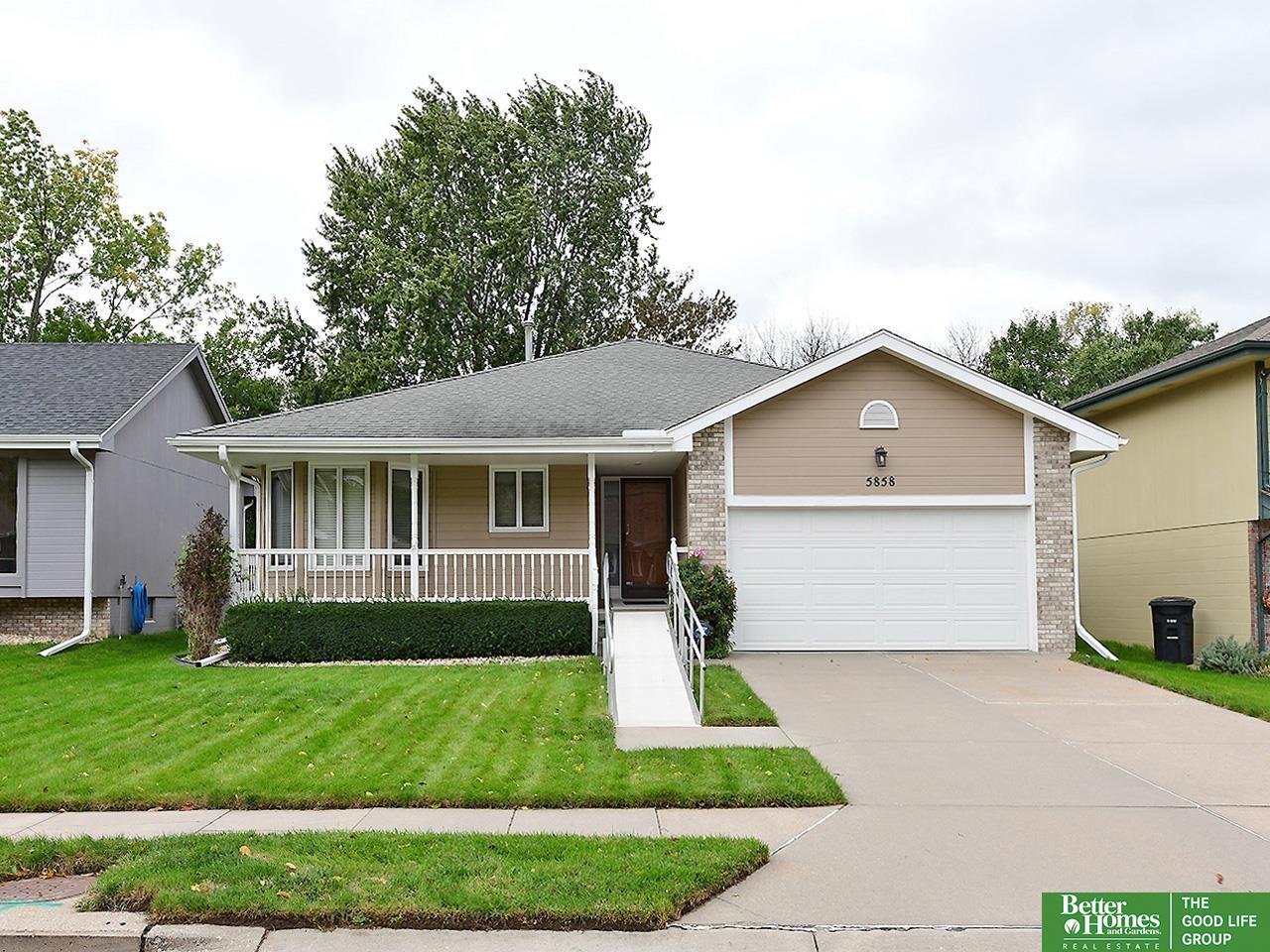 5858 S 115 Circle