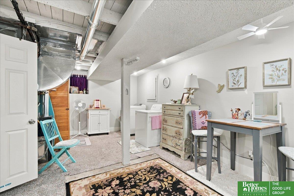1424 Main Street