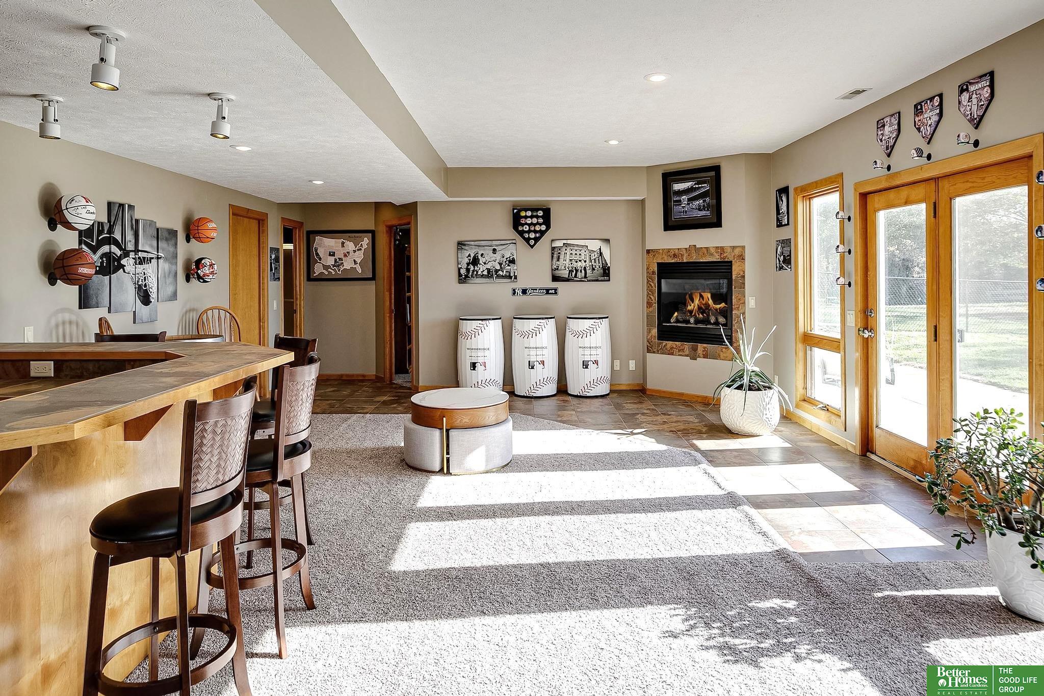 12403 Cottonwood Lane