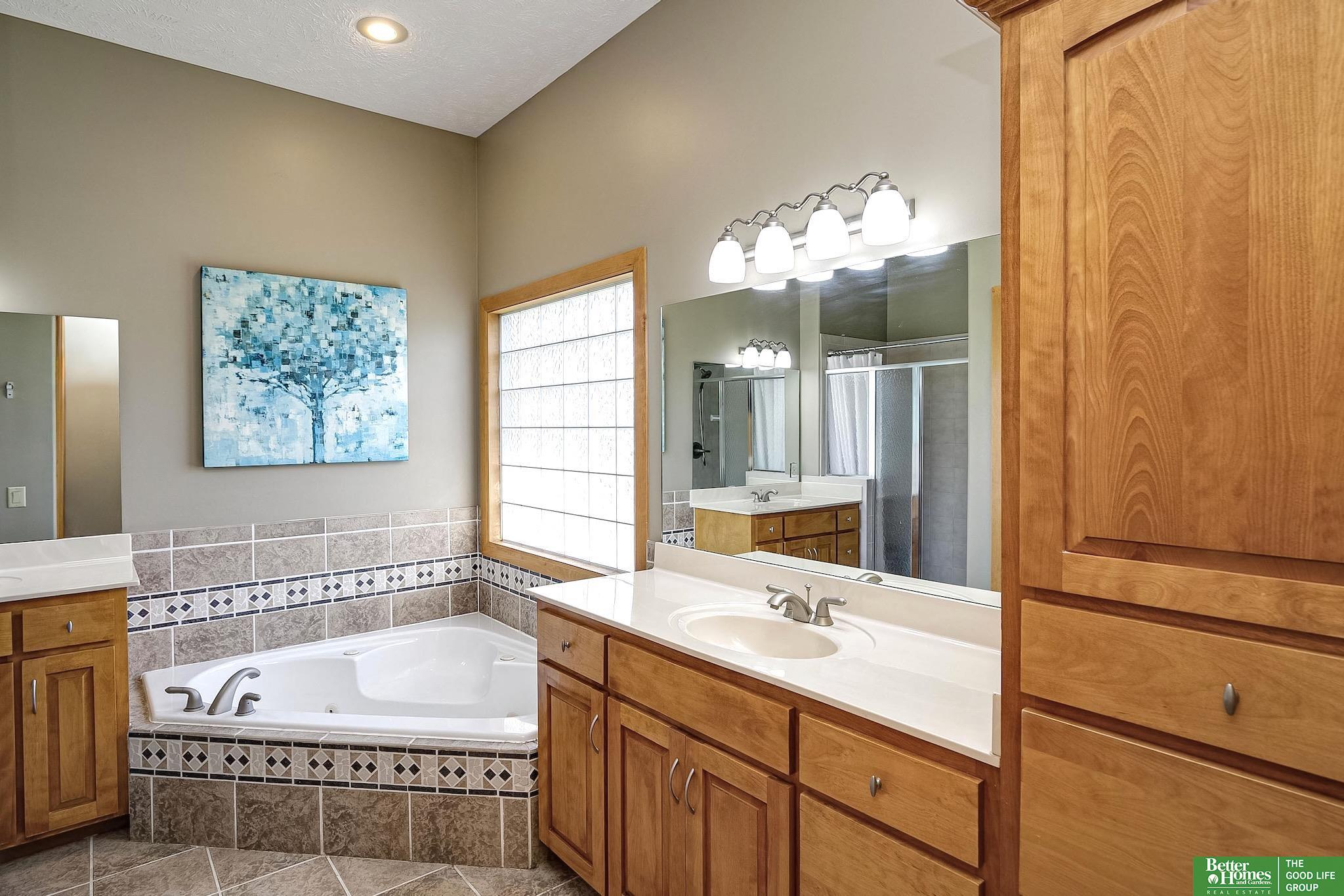 12403 Cottonwood Lane