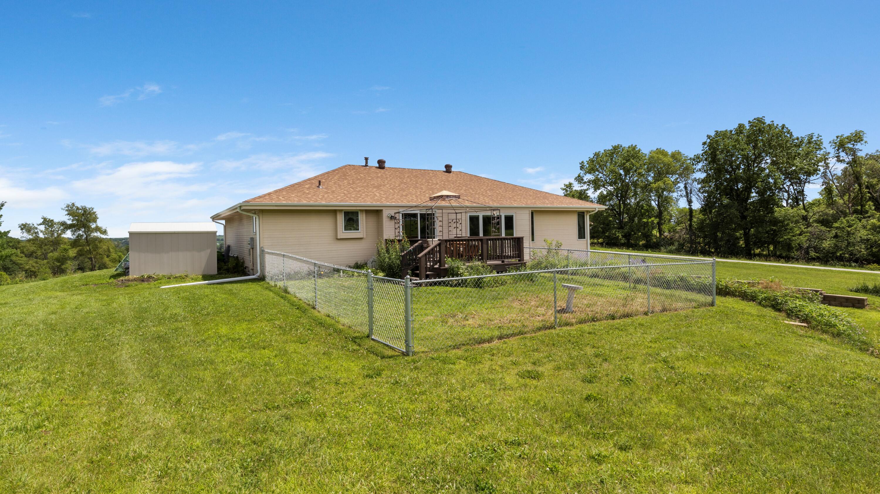 55712 237TH Street