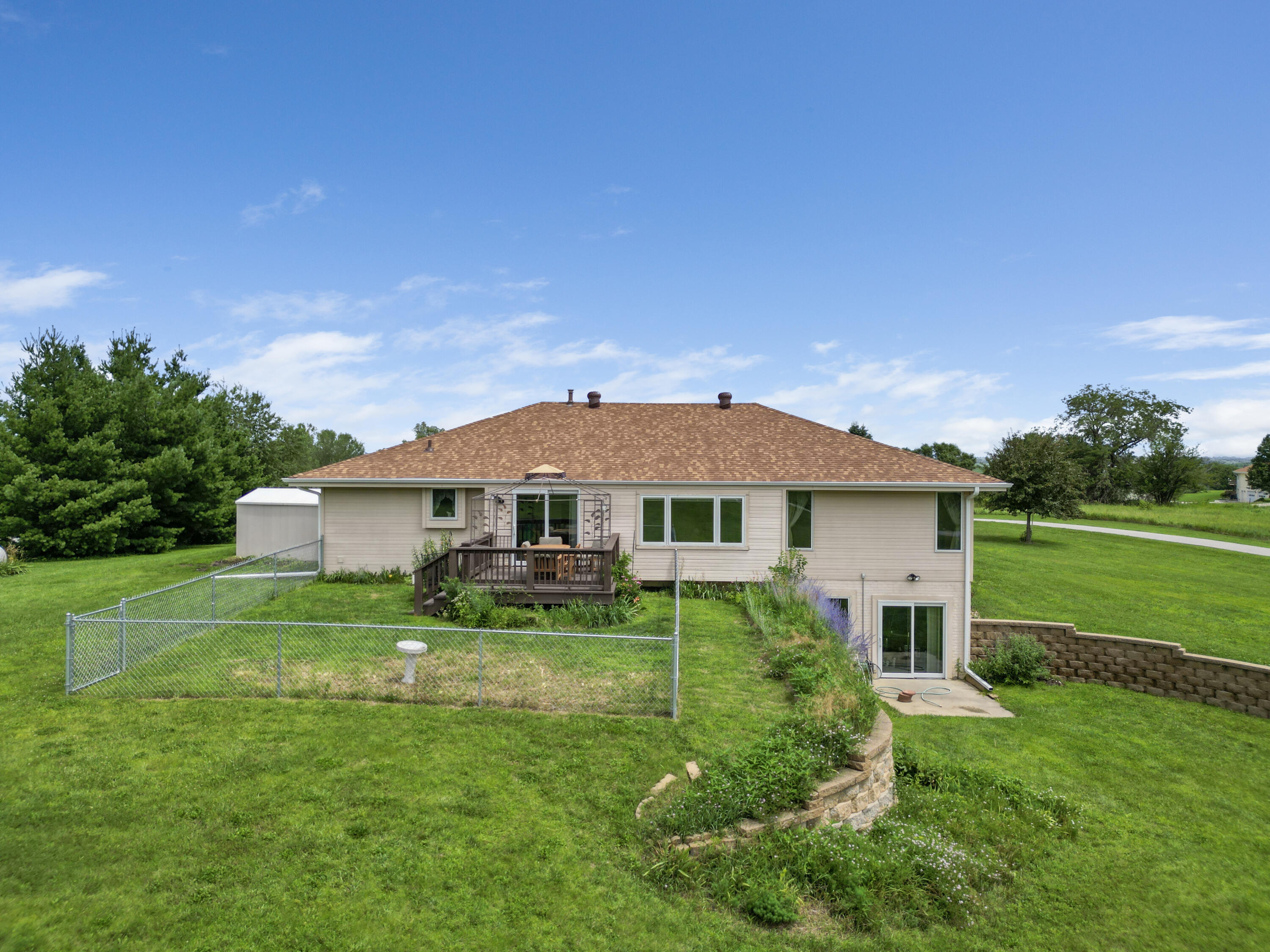 55712 237TH Street
