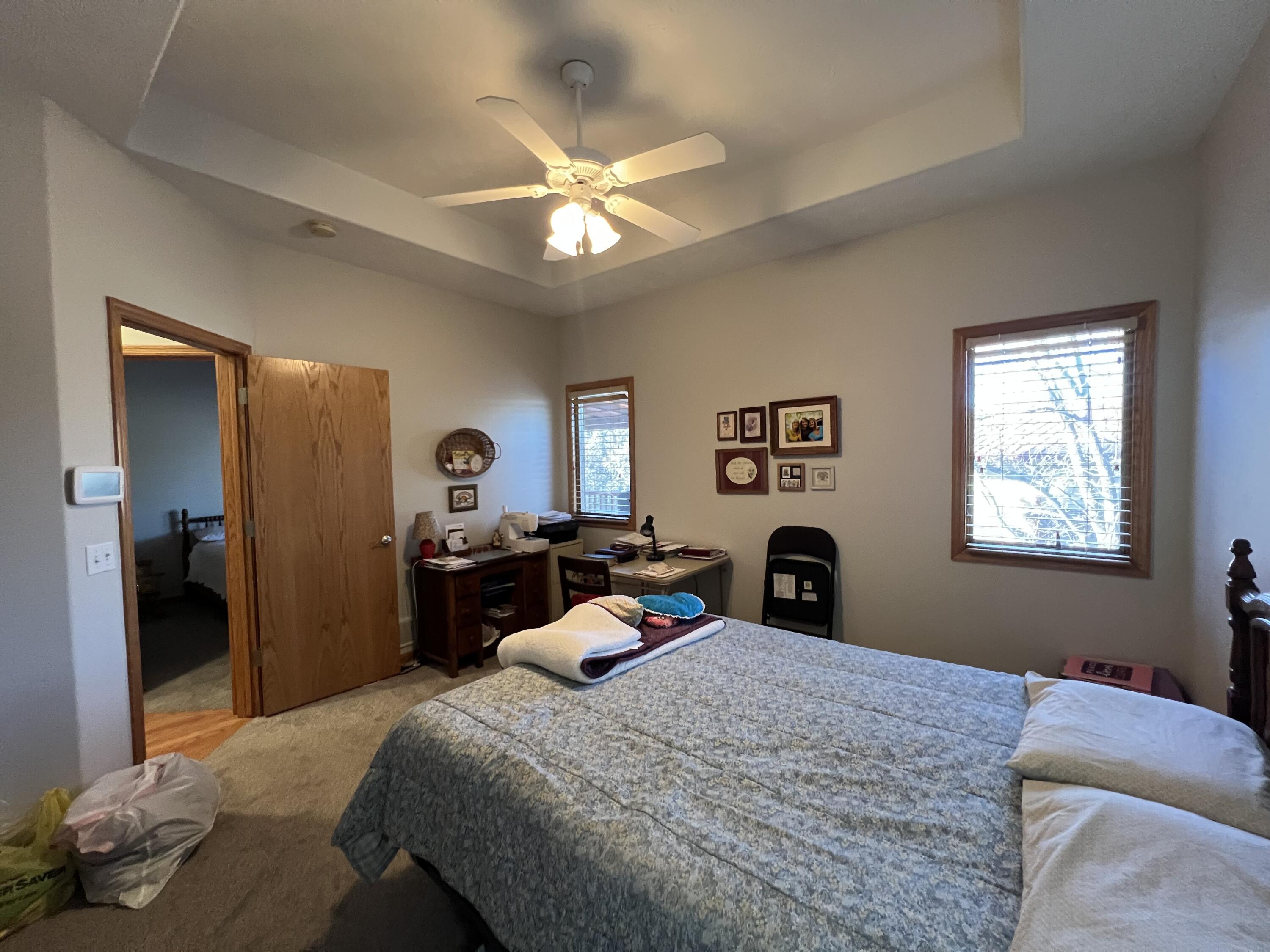 102 GREENVIEW Circle