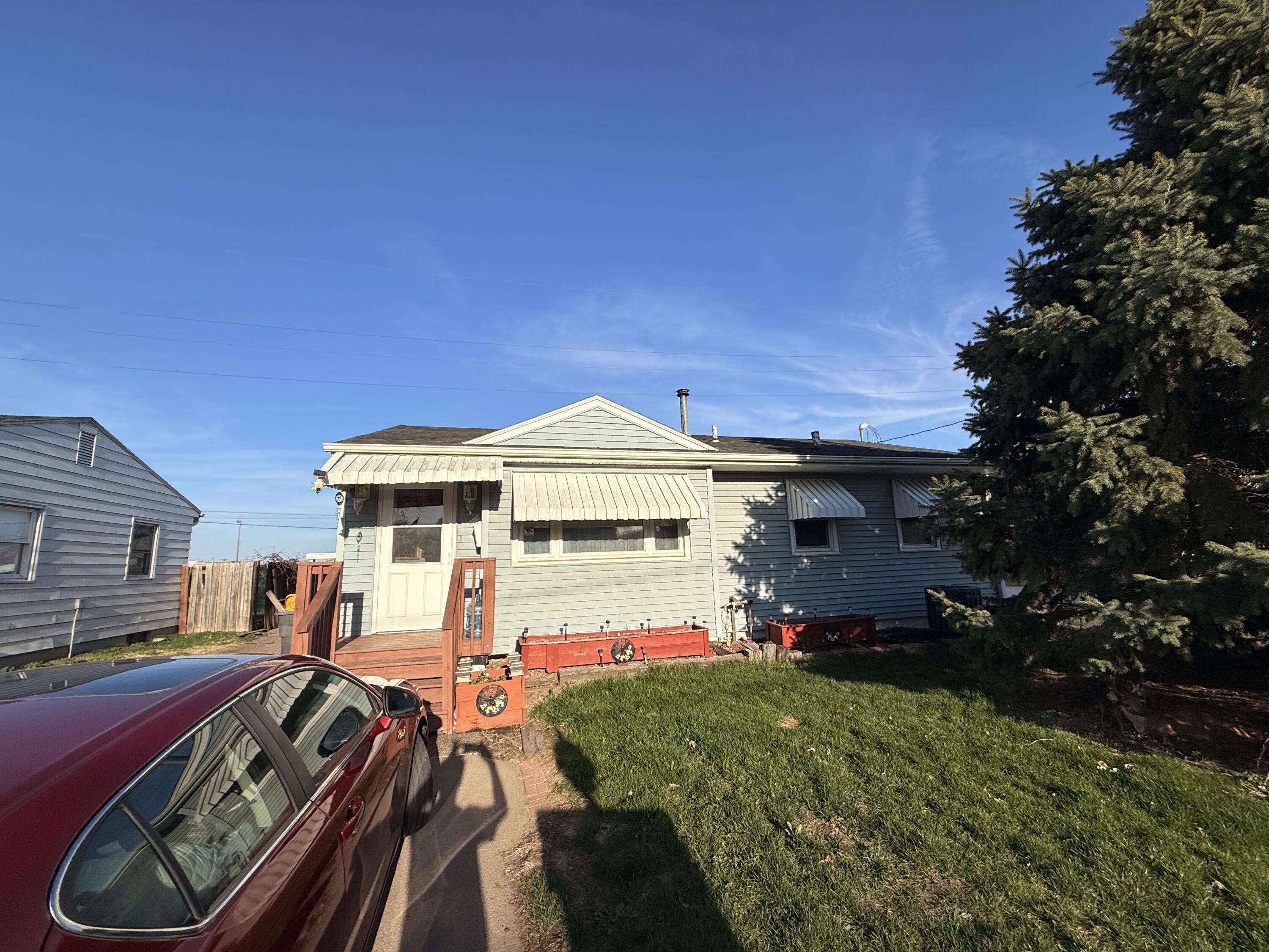 1011 ASH Street