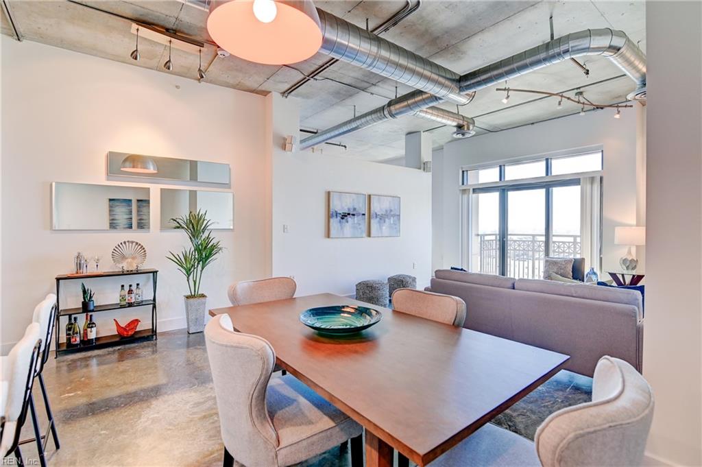 123 College PL 908