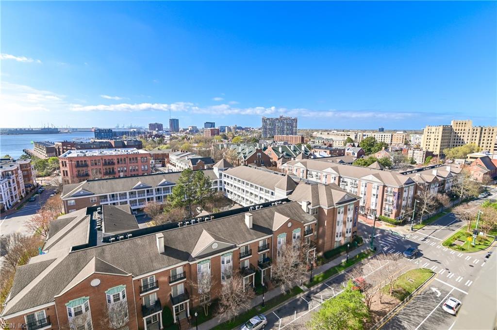 123 College PL 908